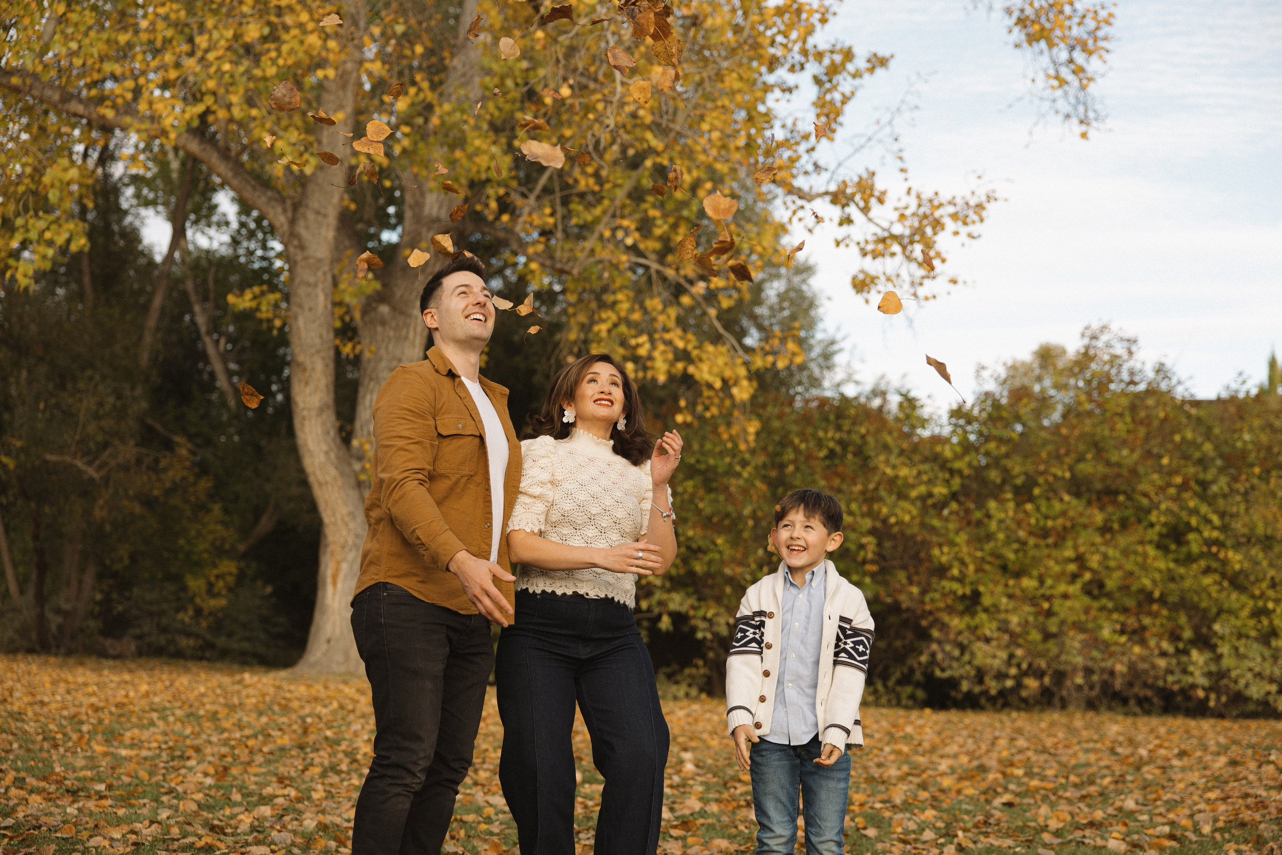 Karen and her beautiful family. Photographer Stanislav Antonov