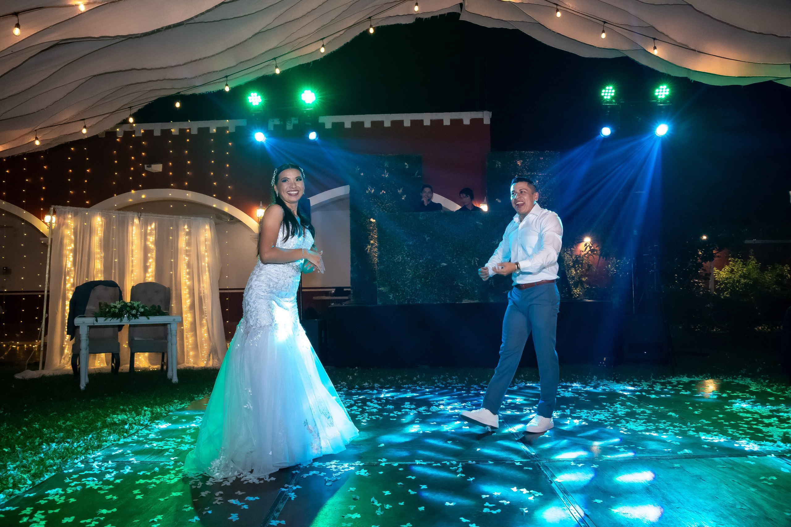 Delta & Cesar. Simón Enríquez Studio