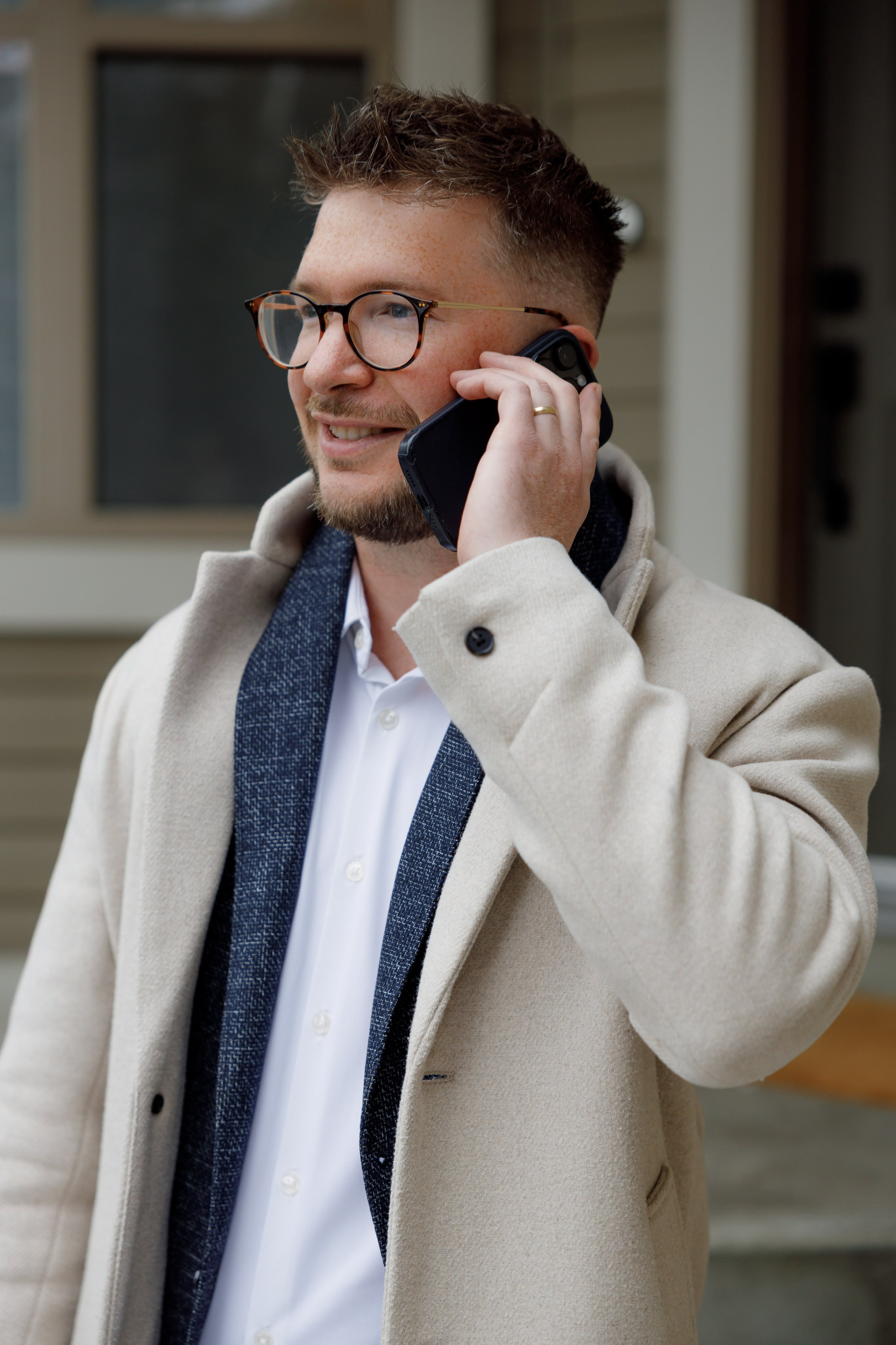 Real Estate Agent. Photographer Elvira Hryshchenko