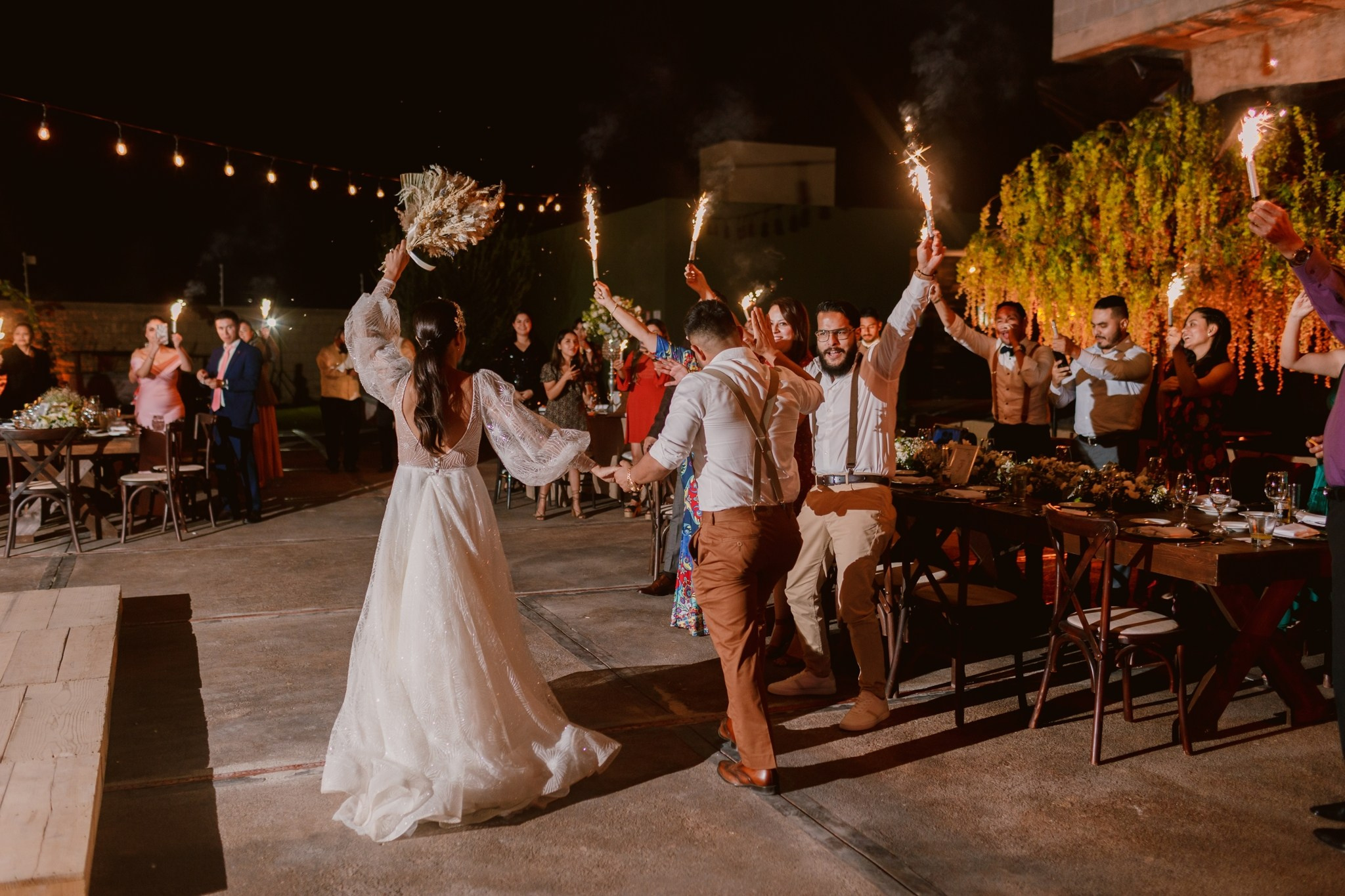 Sam y Roberto: Boda en San Luis Potosí - jardin los olivos. Fotógrafo de bodas