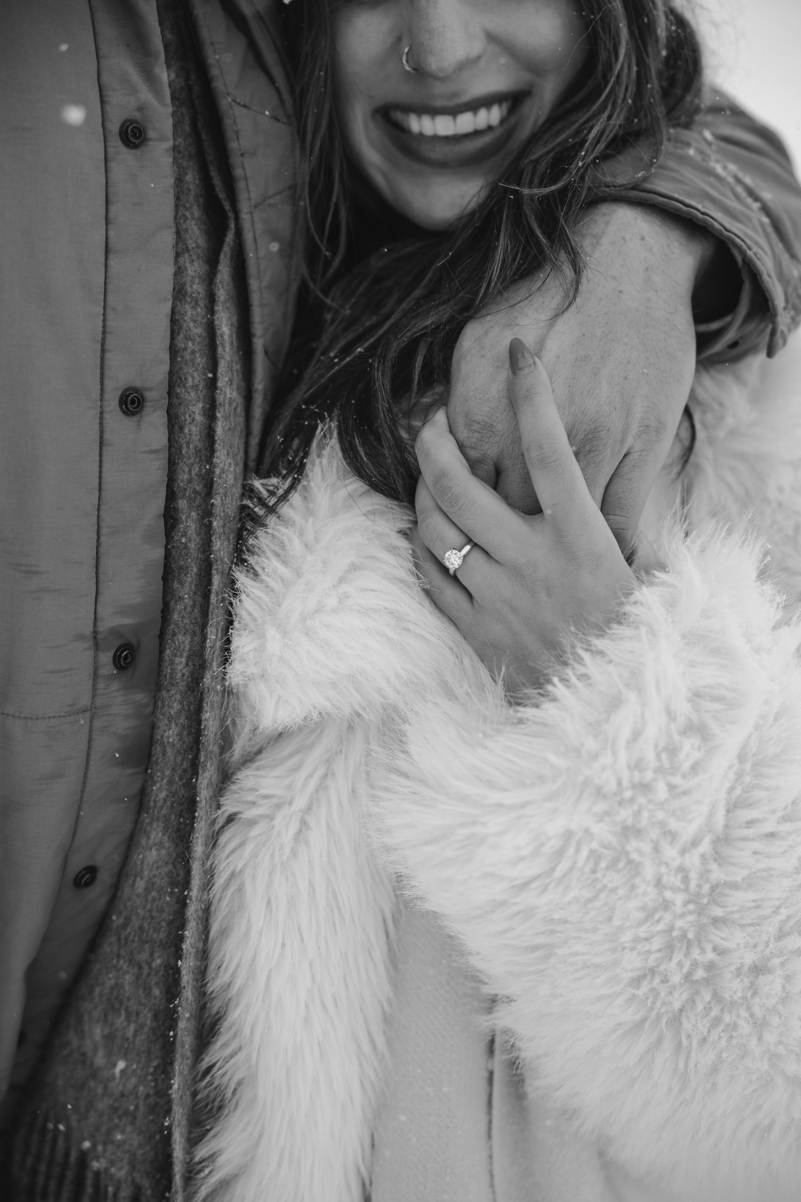 Lake Louise engagement session. Photographer Elvira Hryshchenko