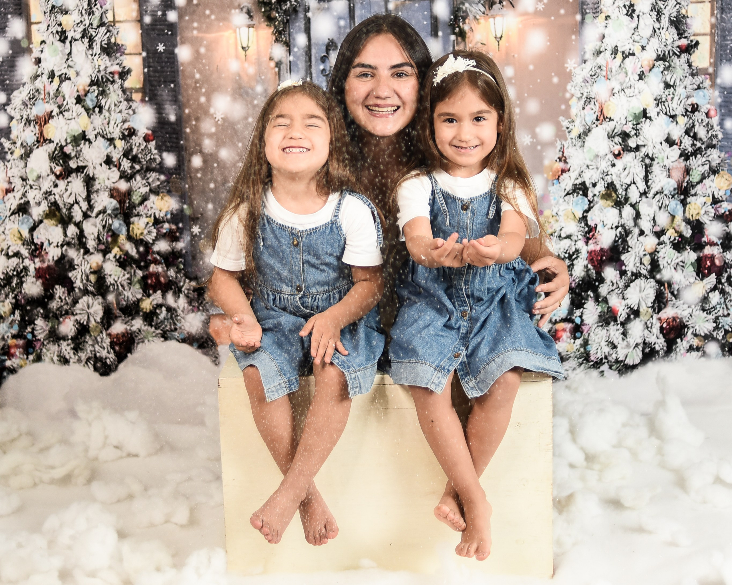 Sesión Navideña de Ariana y Martina. Fotografo de casamiento en misiones y fotógrafo de familia  Posadas