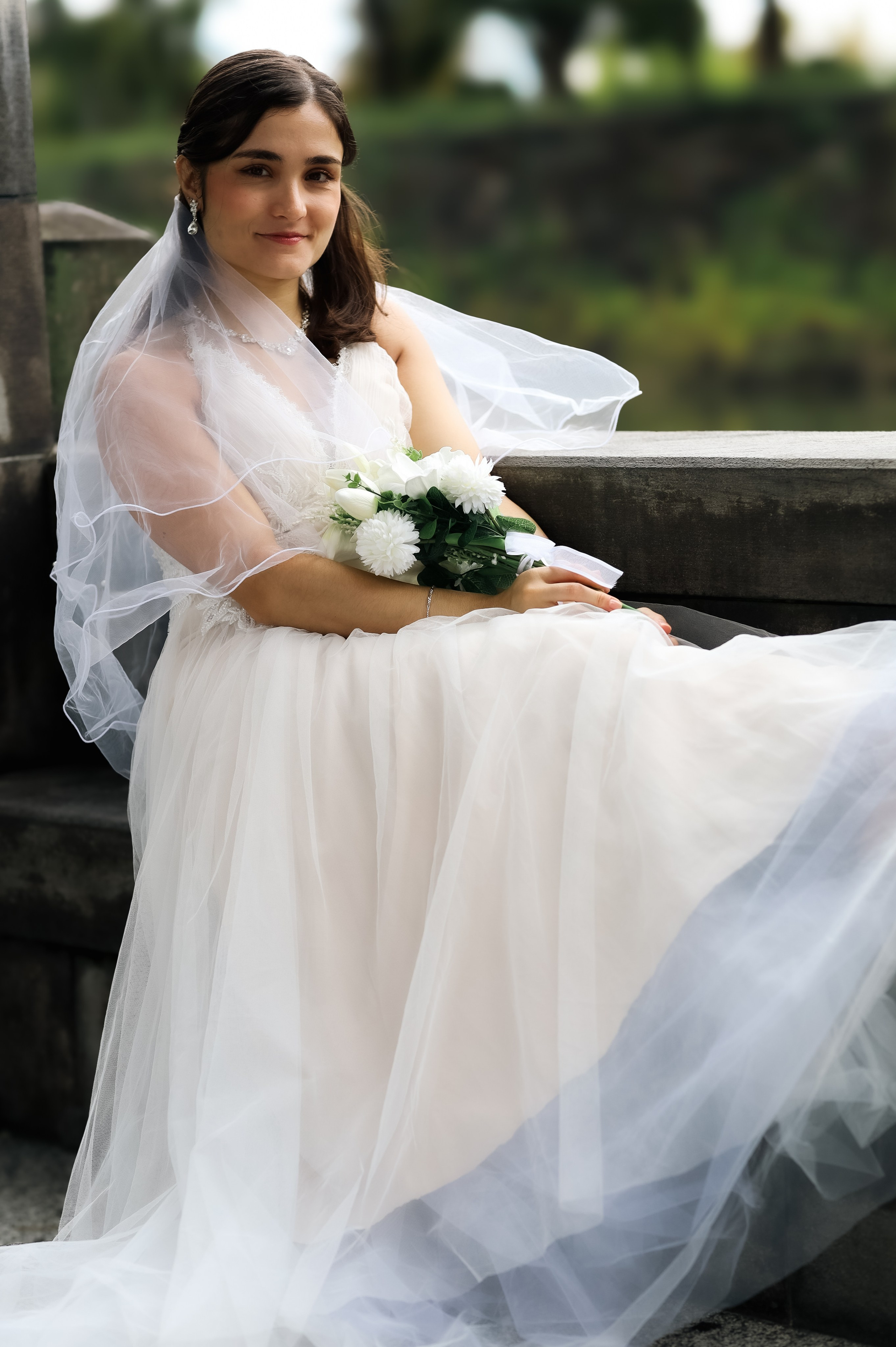 TOKYO BRIDE. LunarVox Lens: a lente que transforma luz em voz e emoção. Retratos e ensaios no Japão por Leyka Tanaka