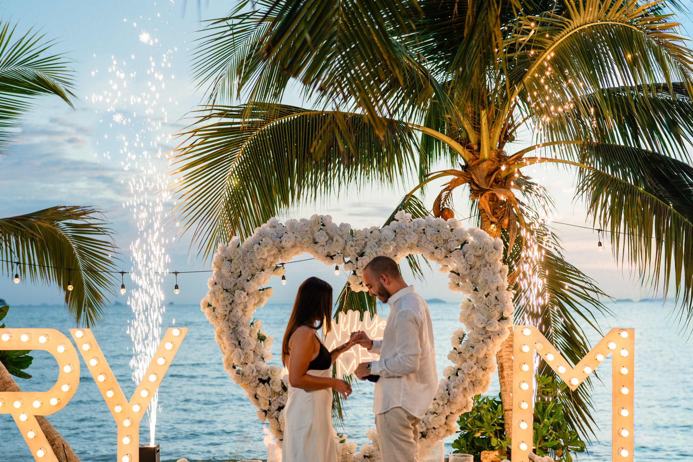 Lior and Noa. Marriage Proposal Planner in Vietnam | Lumi Love Studio