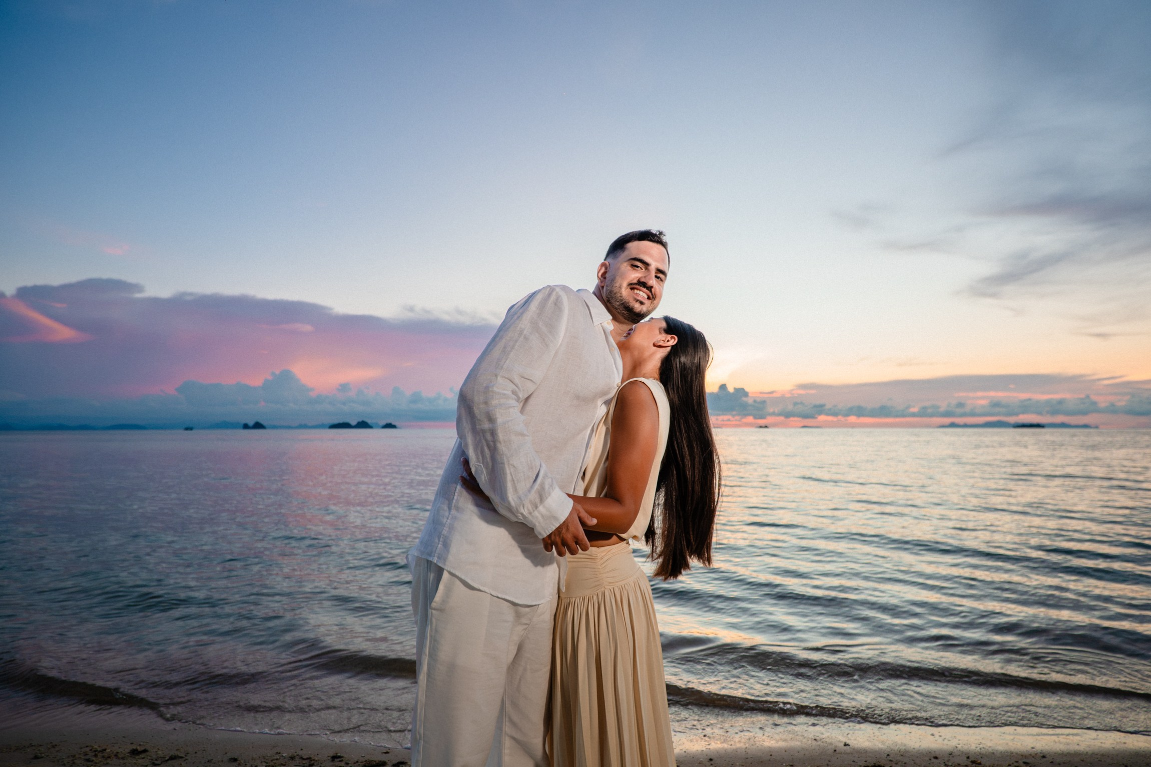 Eden and Linoy. Marriage Proposal Planner in Vietnam | Lumi Love Studio