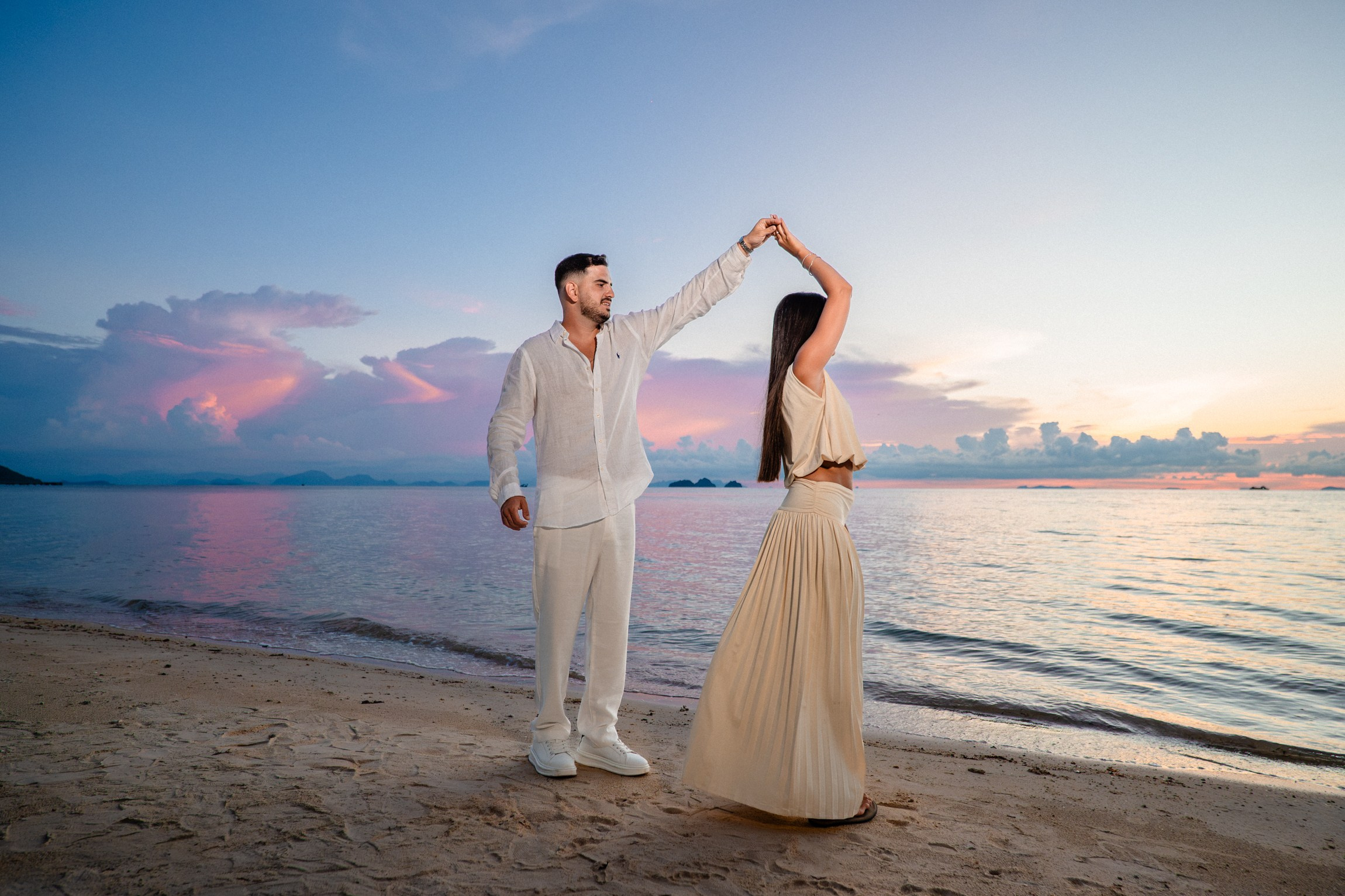 Eden and Linoy. Marriage Proposal Planner in Vietnam | Lumi Love Studio