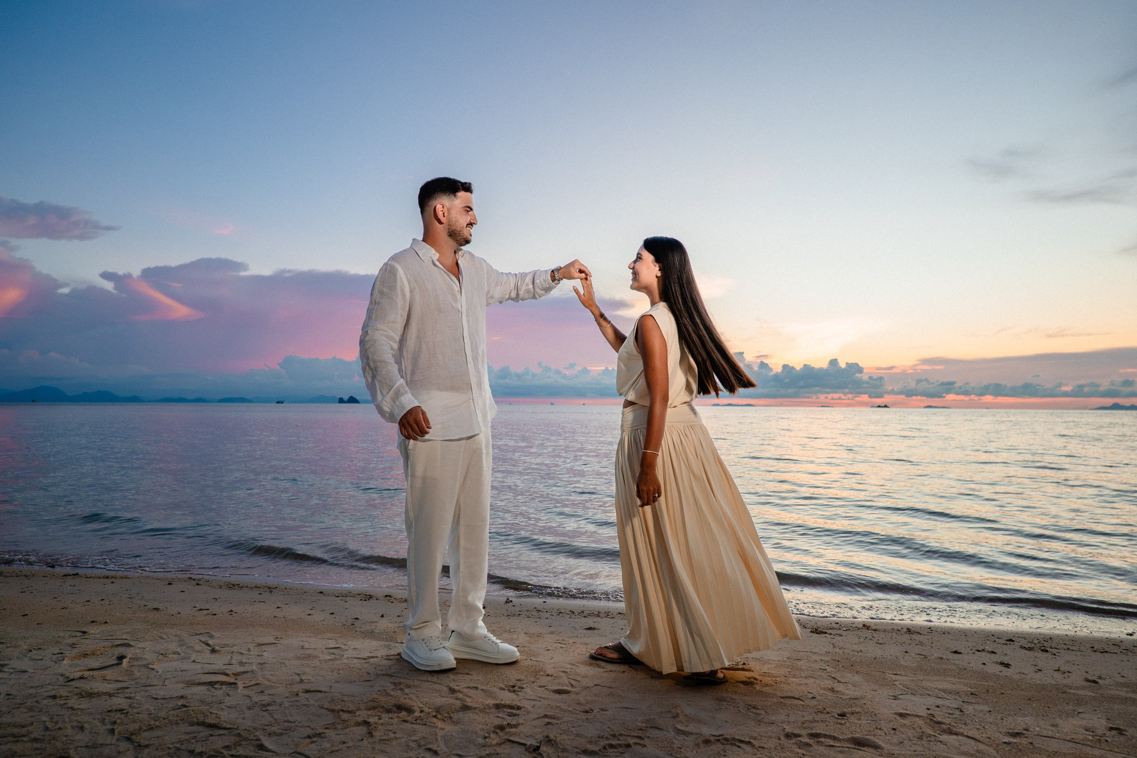 Eden and Linoy. Marriage Proposal Planner in Vietnam | Lumi Love Studio