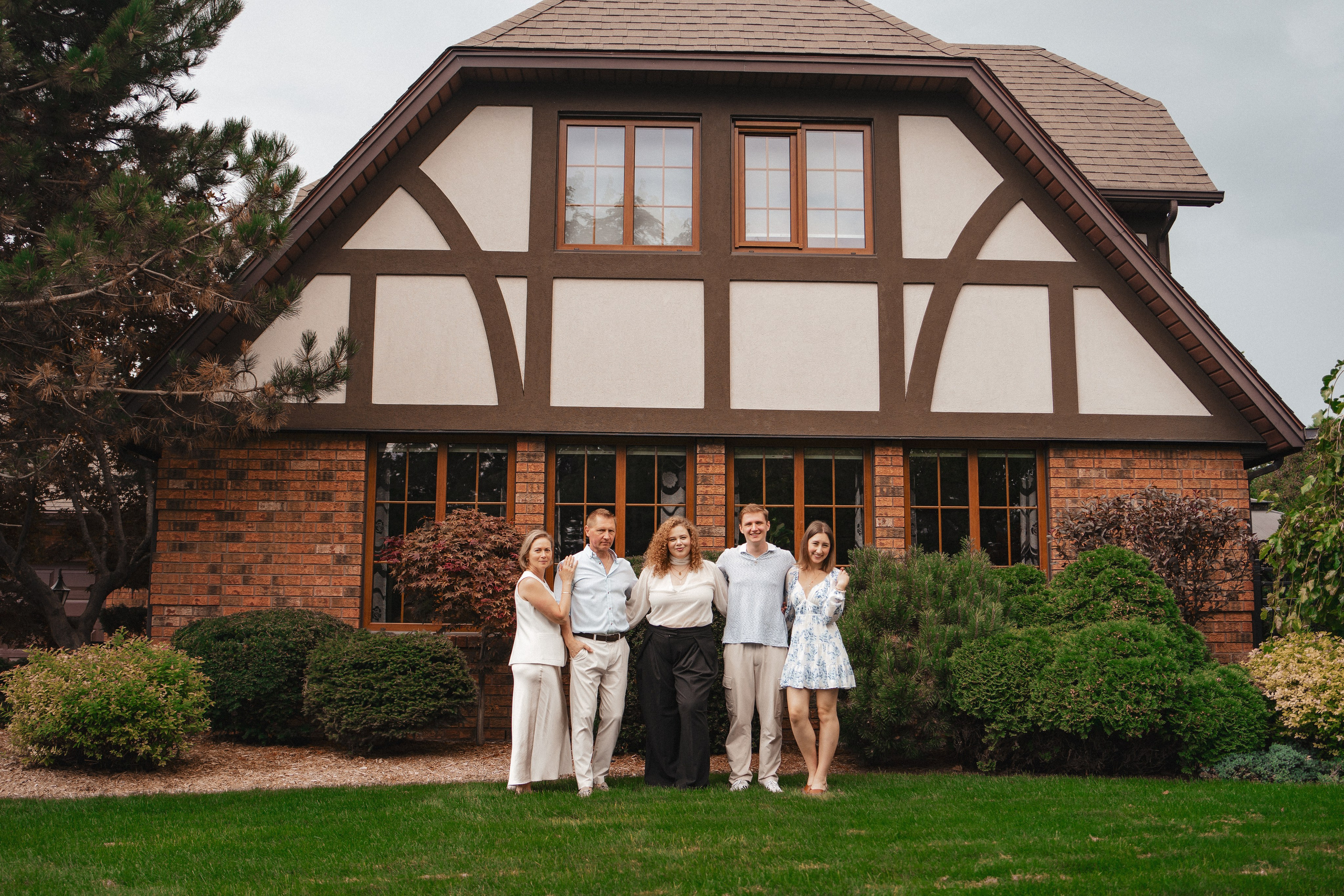 Wedding, Family, Portrait and Commercial Photography Portfolio | Photographer in Windsor & Toronto, Ontario. Inna Kovaleva — Photographer in Windsor/Toronto, ON