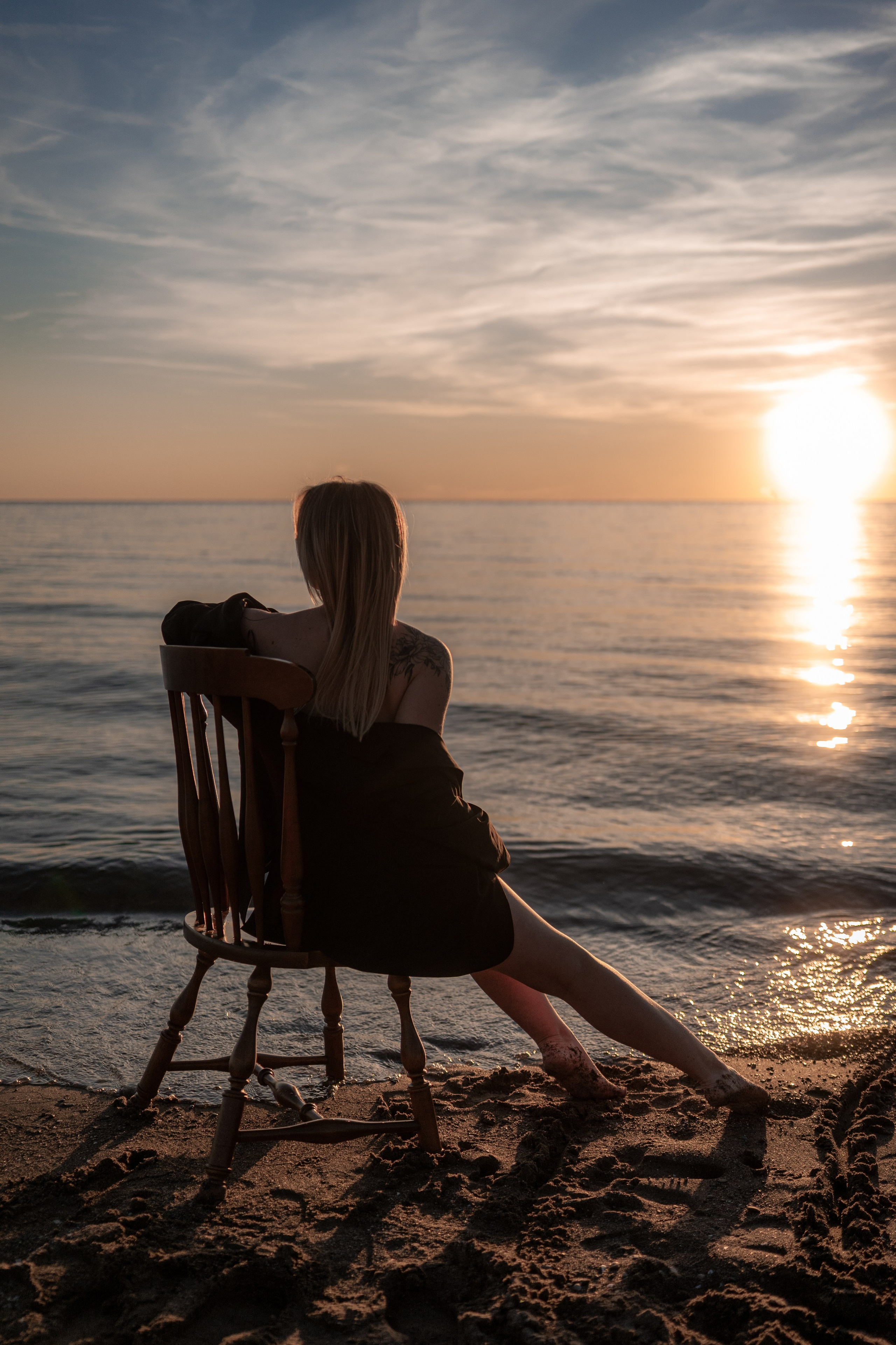 A dynamic photoshoot in Windsor, bringing your personality to life through creative portraiture and thoughtful composition.