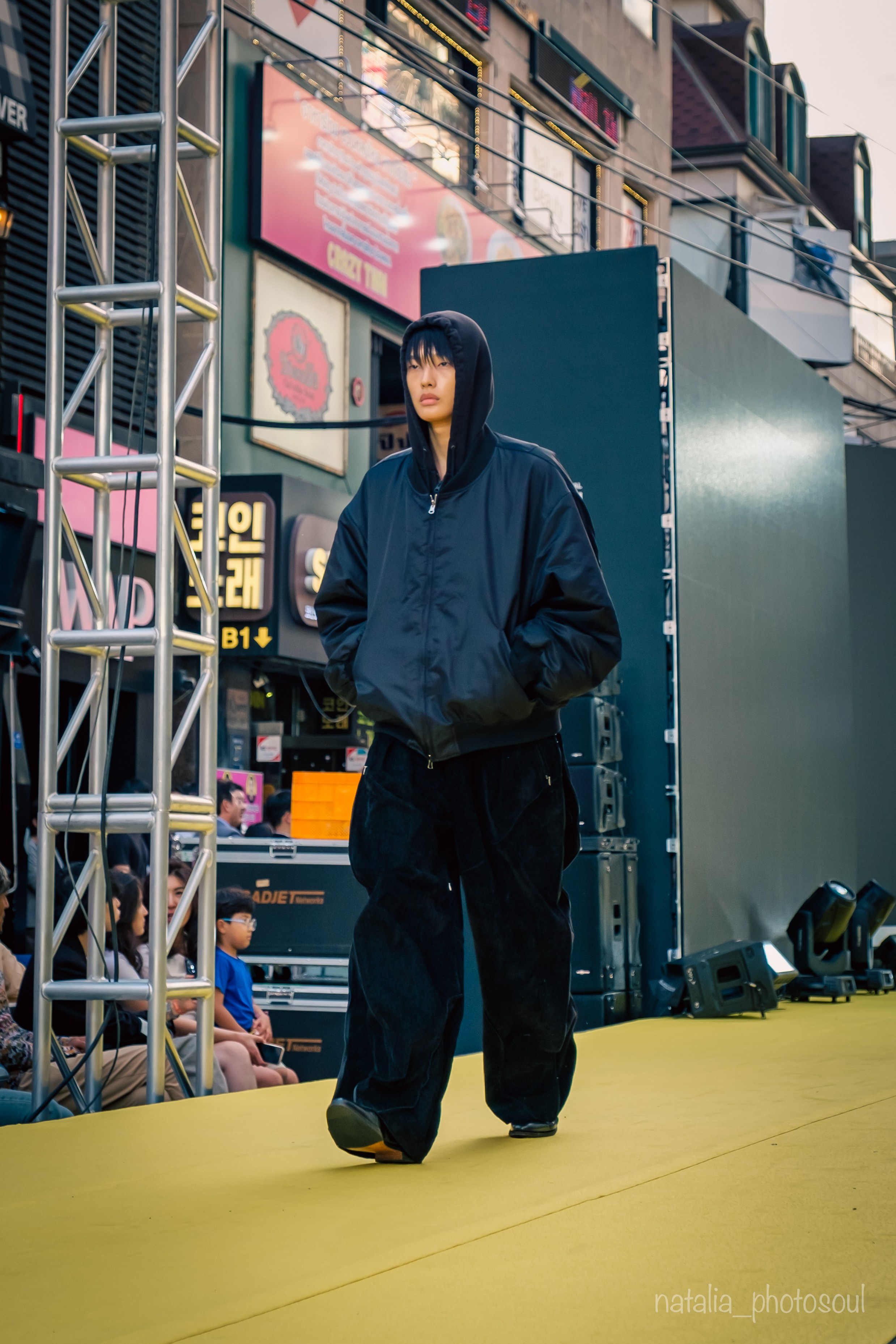 GANGNAM FASHION FESTA 2024: ORDINARY PEOPLE. Фотограф в Сеуле, Южная Корея Наталья Доброквашина