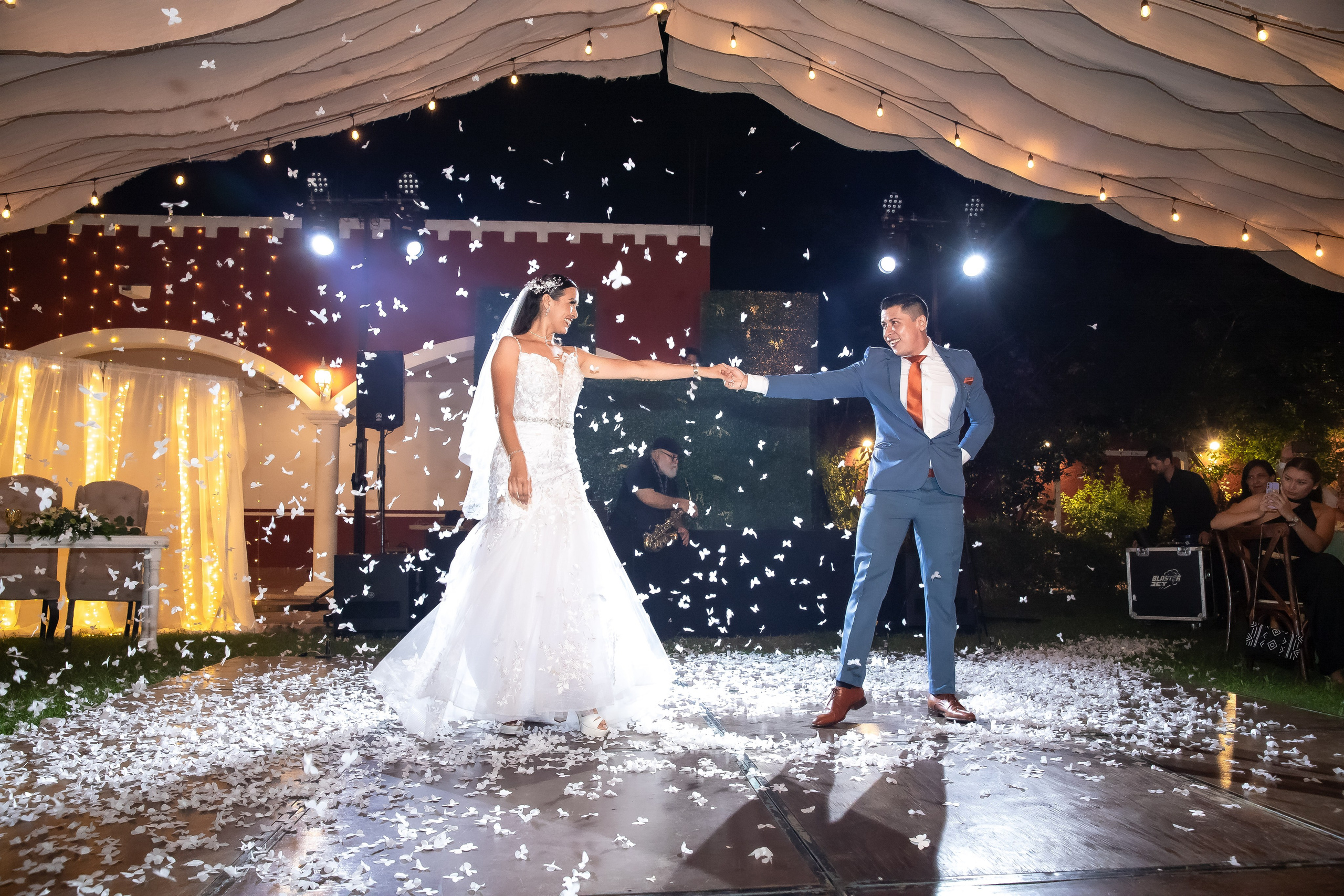 Delta & Cesar. Simón Enríquez Studio