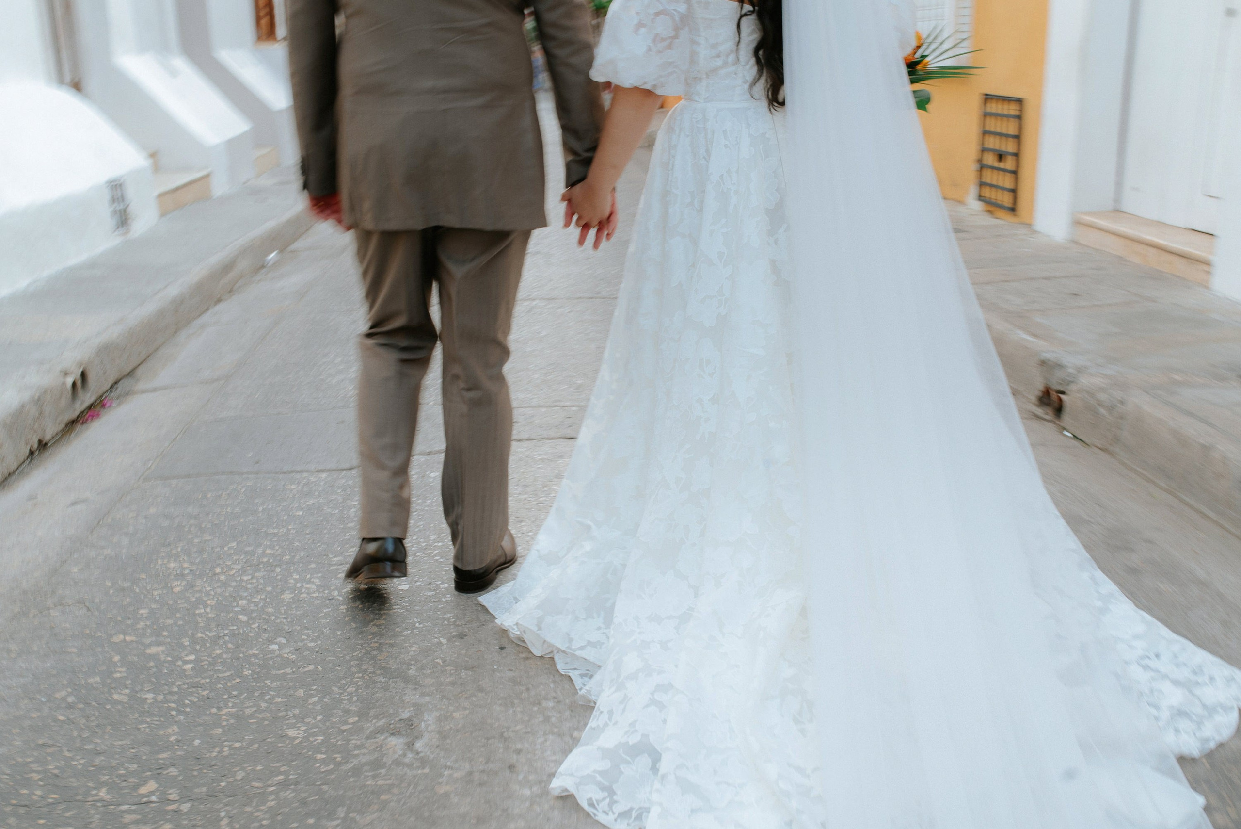 Cindy + Garrett | Destination Wedding Photos in Cartagena 2025 – César Vanegas Photography. César Vanegas Photography | Wedding & Travel Photographer | Cartagena, Colombia