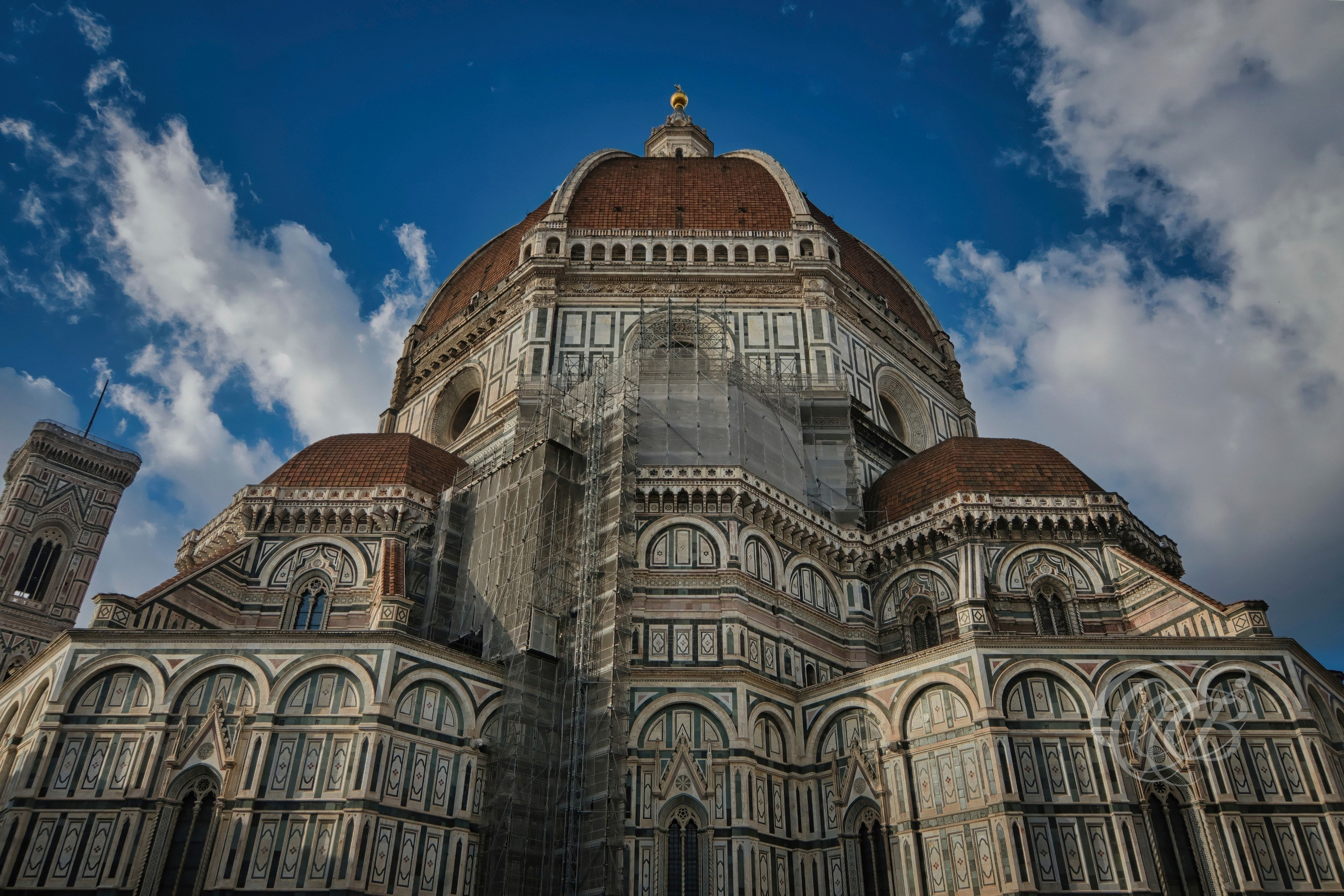 ITALY PHOTOGRAPHY — The Cathedral of Santa Maria del Fiore — The Cathedral of Santa Maria del Fiore, an architectural masterpiece that has defined the skyline of Florence for centuries, Florence, Italy — Eduardo Bartoli Photography.