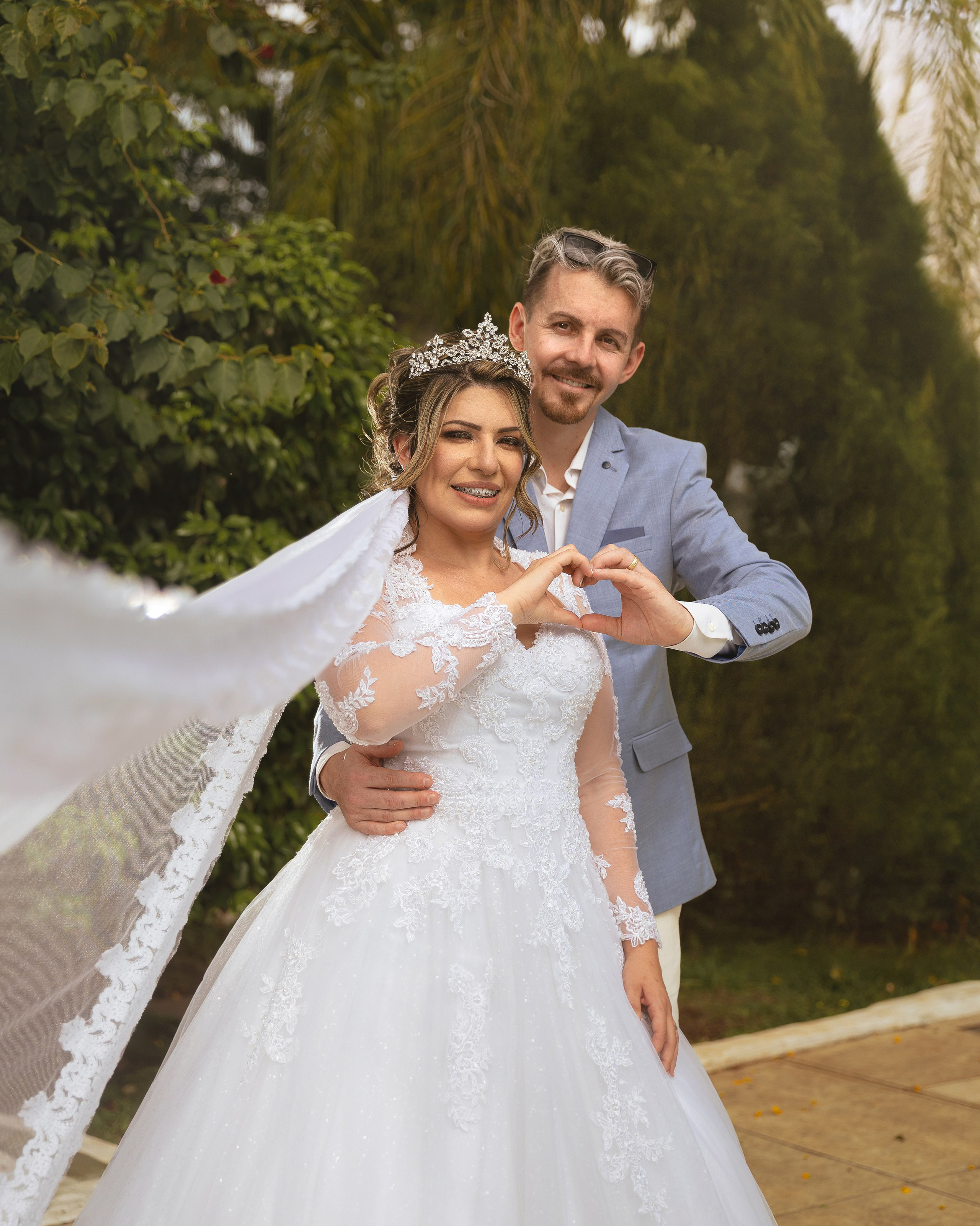 Ensaio e fotografia de casamento em São Paulo com registros naturais e emocionantes. Cada detalhe, abraço e olhar se transforma em uma lembrança especial do grande dia.