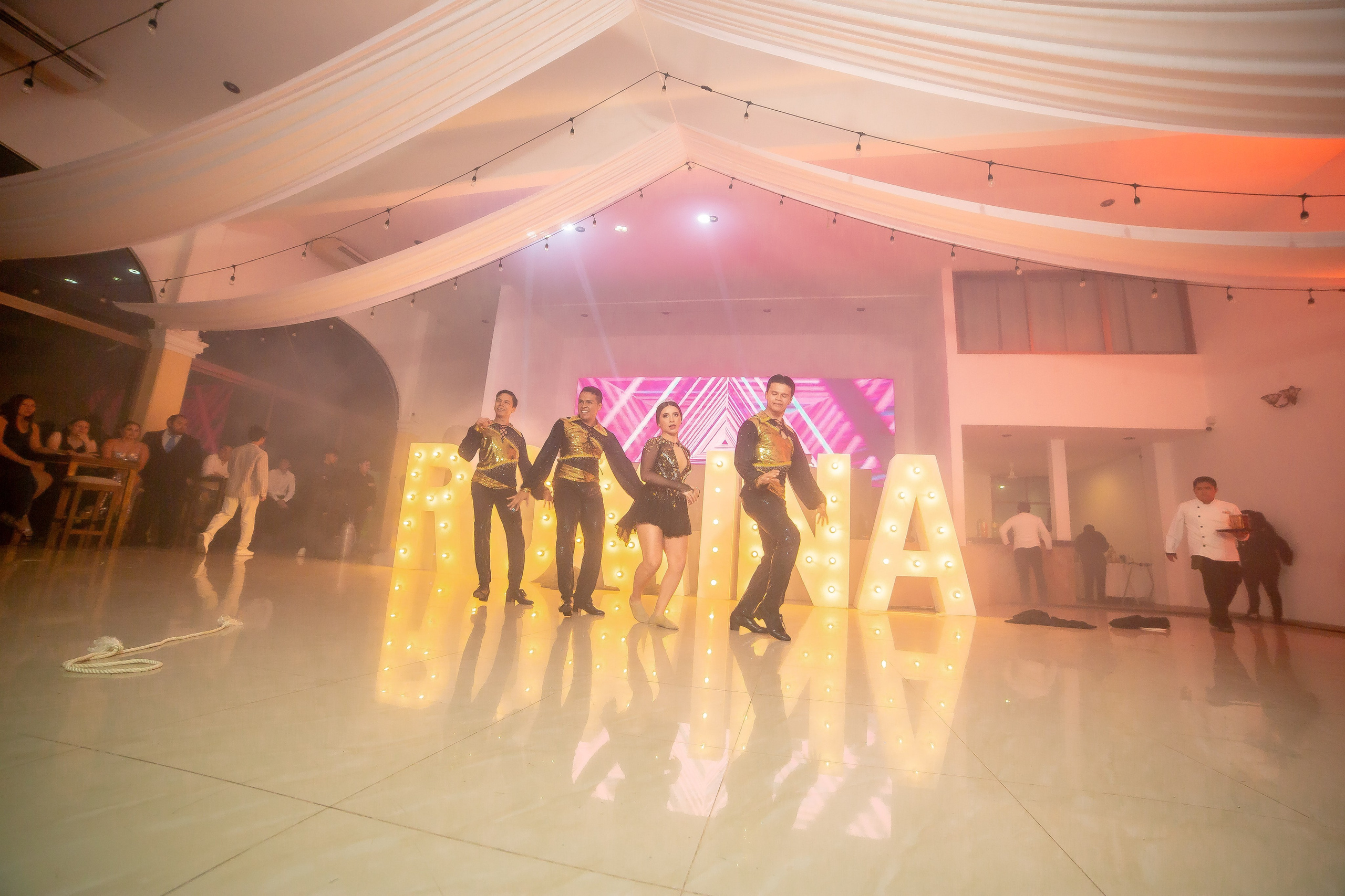 XV AÑOS ROMINA. Simón Enríquez Studio