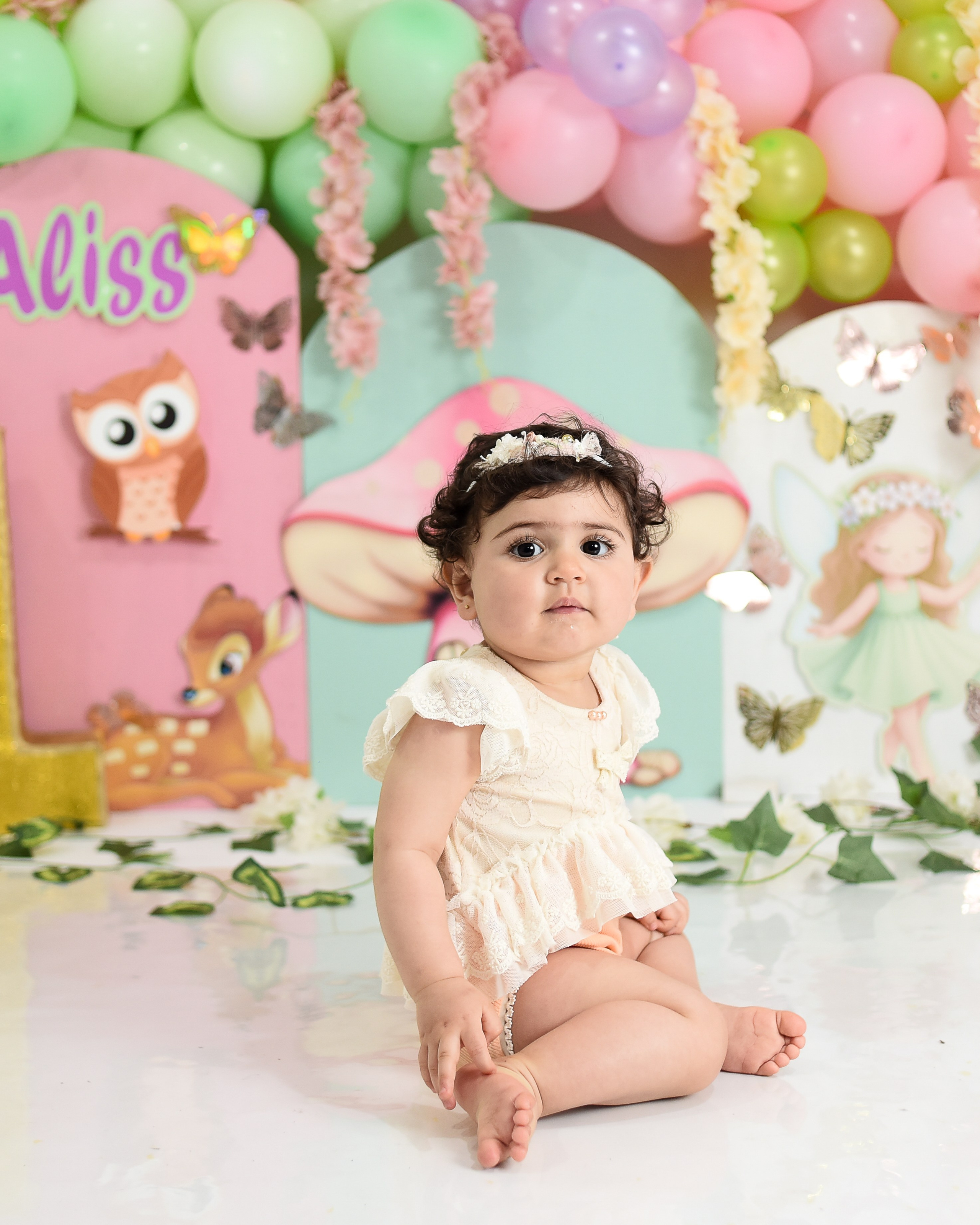 Sesión 1er año de Aliss. Temática: Bosque encantado. Fotografo de casamiento en misiones y fotógrafo de familia  Posadas