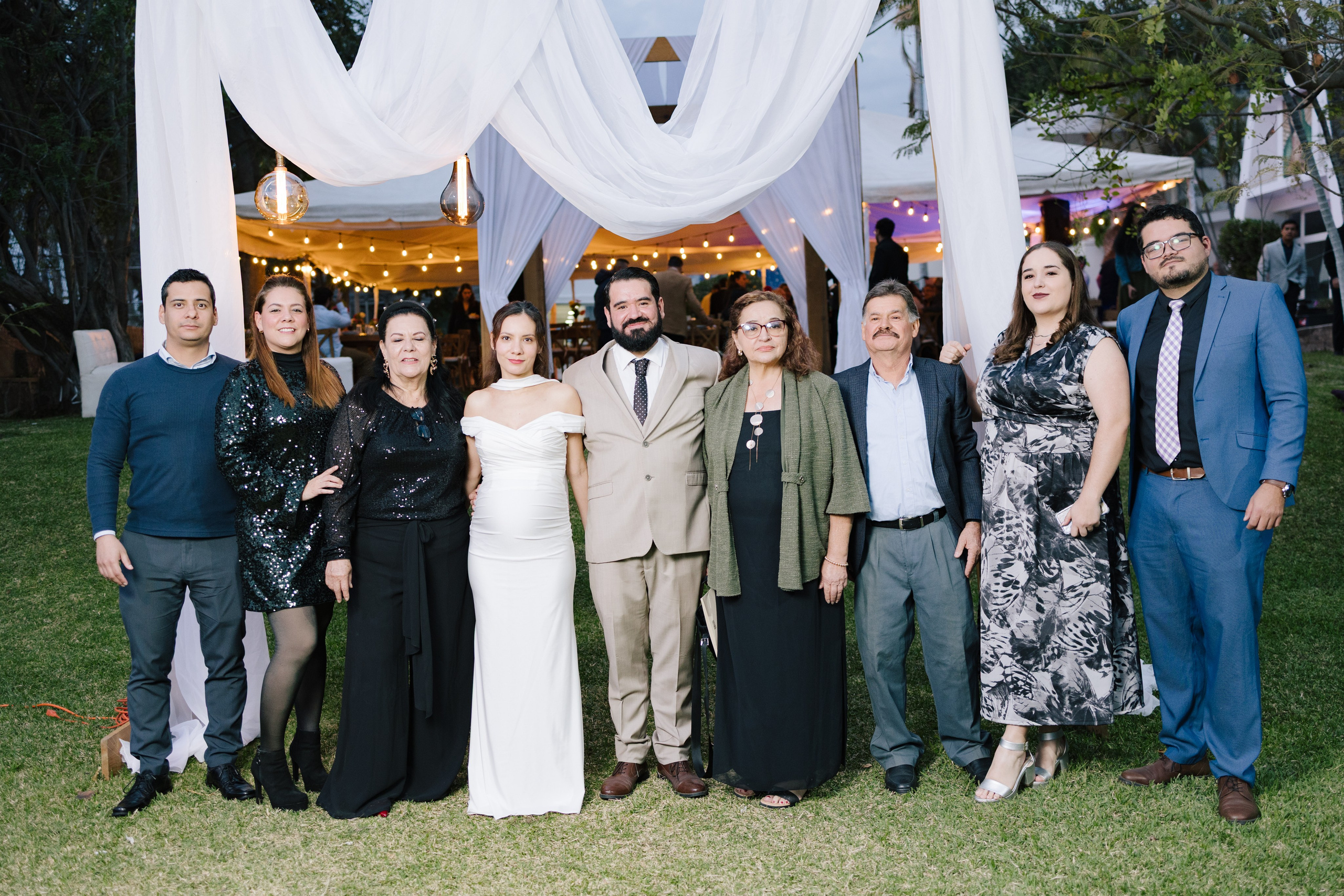 Marial y Daniel Civil y Revelacion. Wedding Photographer Ruth Preciado