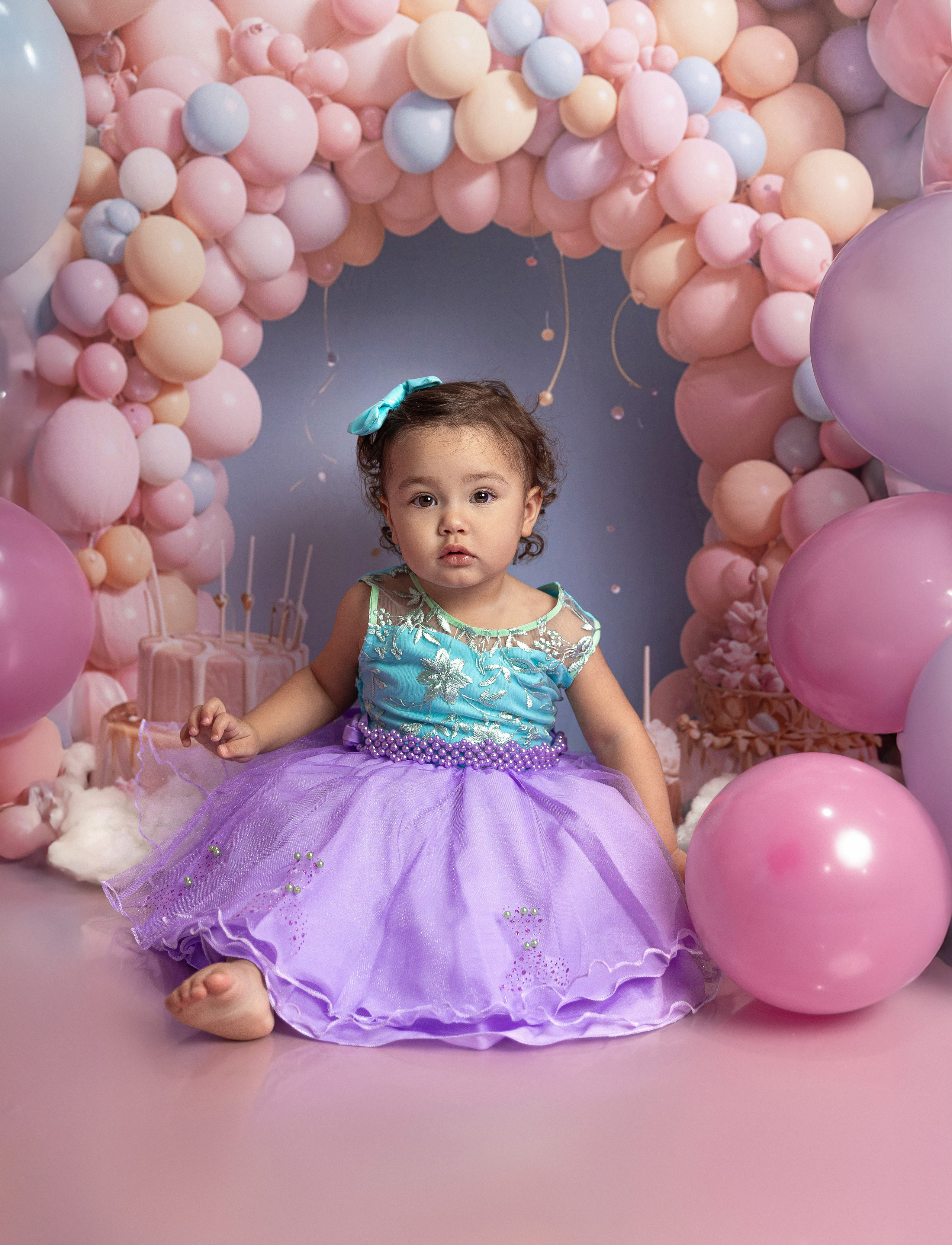 Ensaio fotográfico infantil em São Paulo, feito em estúdio e pensado para valorizar a personalidade de cada criança. Fotografias naturais, divertidas e atemporais.