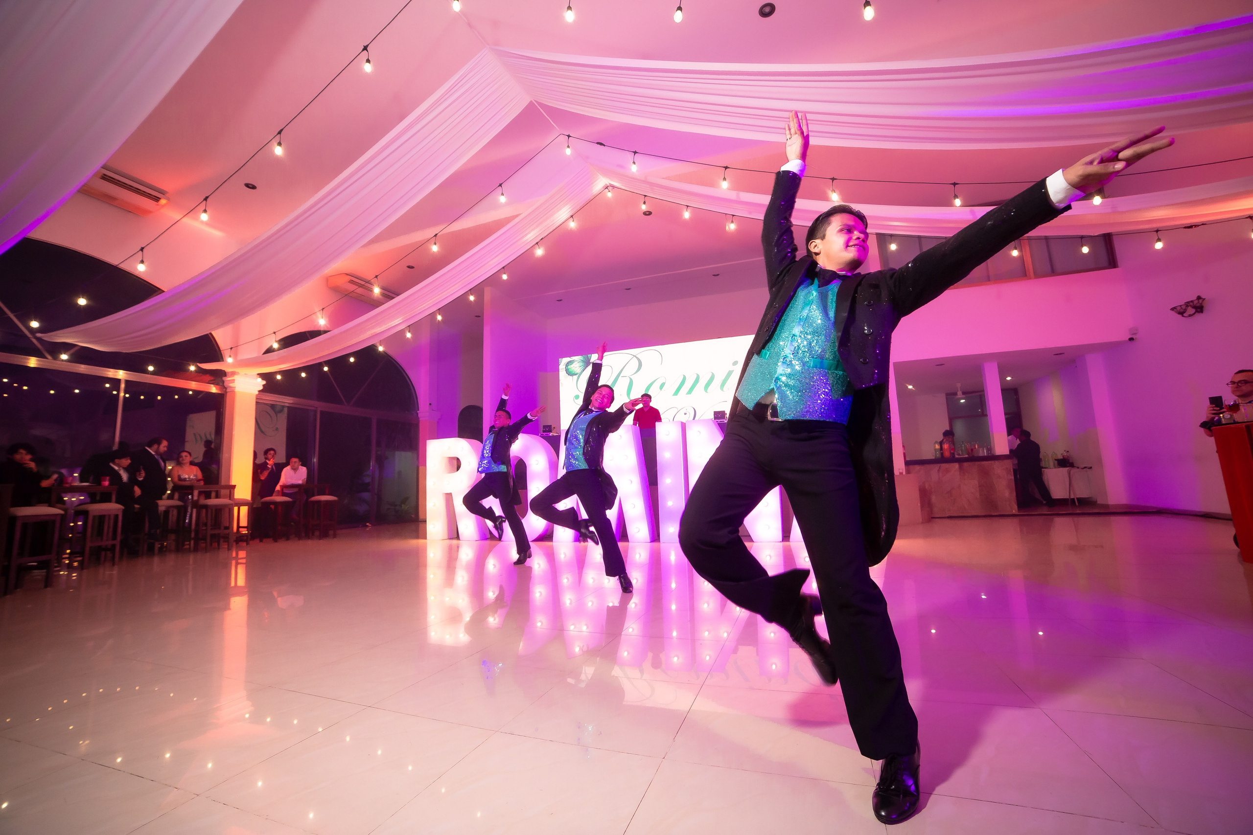 XV AÑOS ROMINA. Simón Enríquez Studio