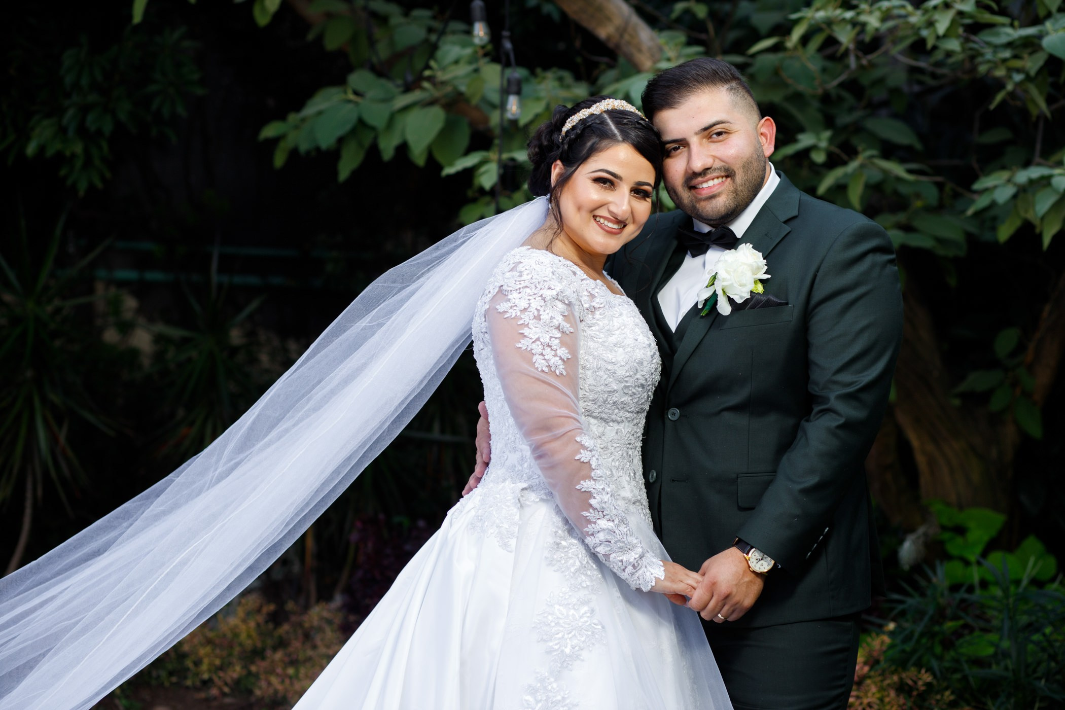 Formal. Wedding Photographer Ruth Preciado