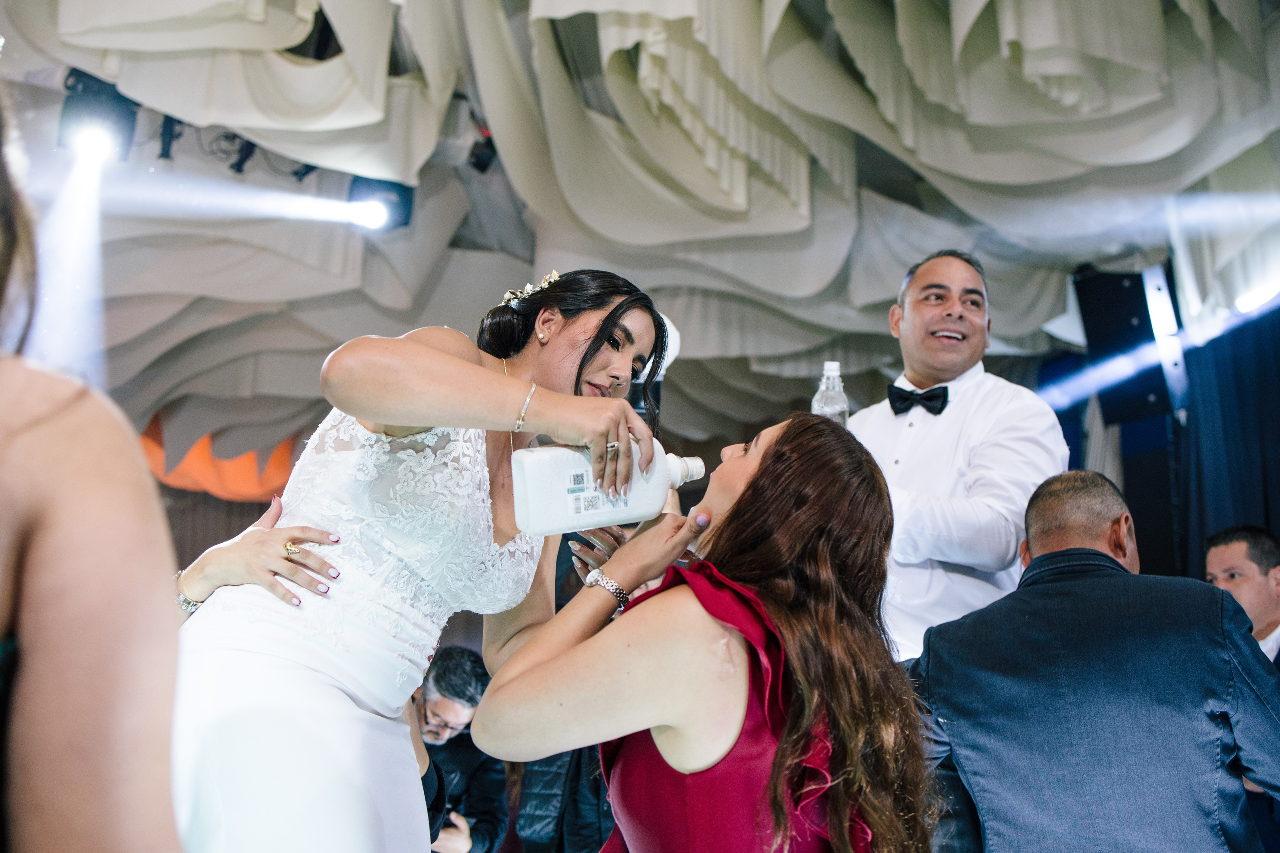 Alejandra y Salvador. Wedding Photographer Ruth Preciado