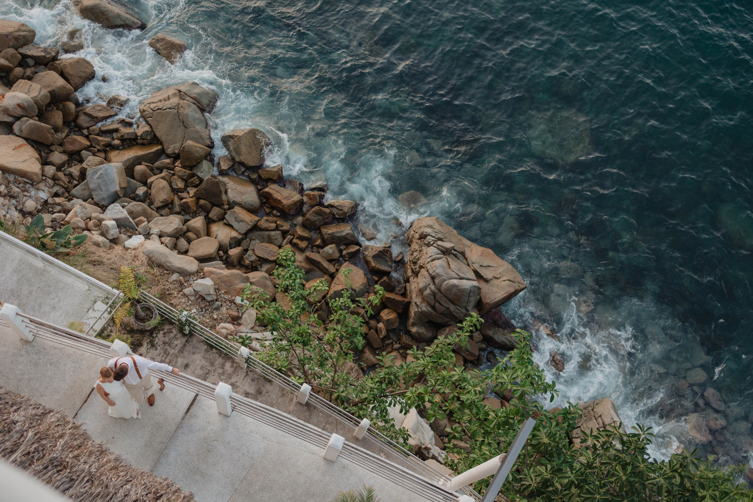 A Wedding at Casa Azul Profundo: Timeless Vows in Puerto Vallarta. Fotógrafo de Bodas en Puerto Vallarta y Riviera Nayarit | VL photo & film
