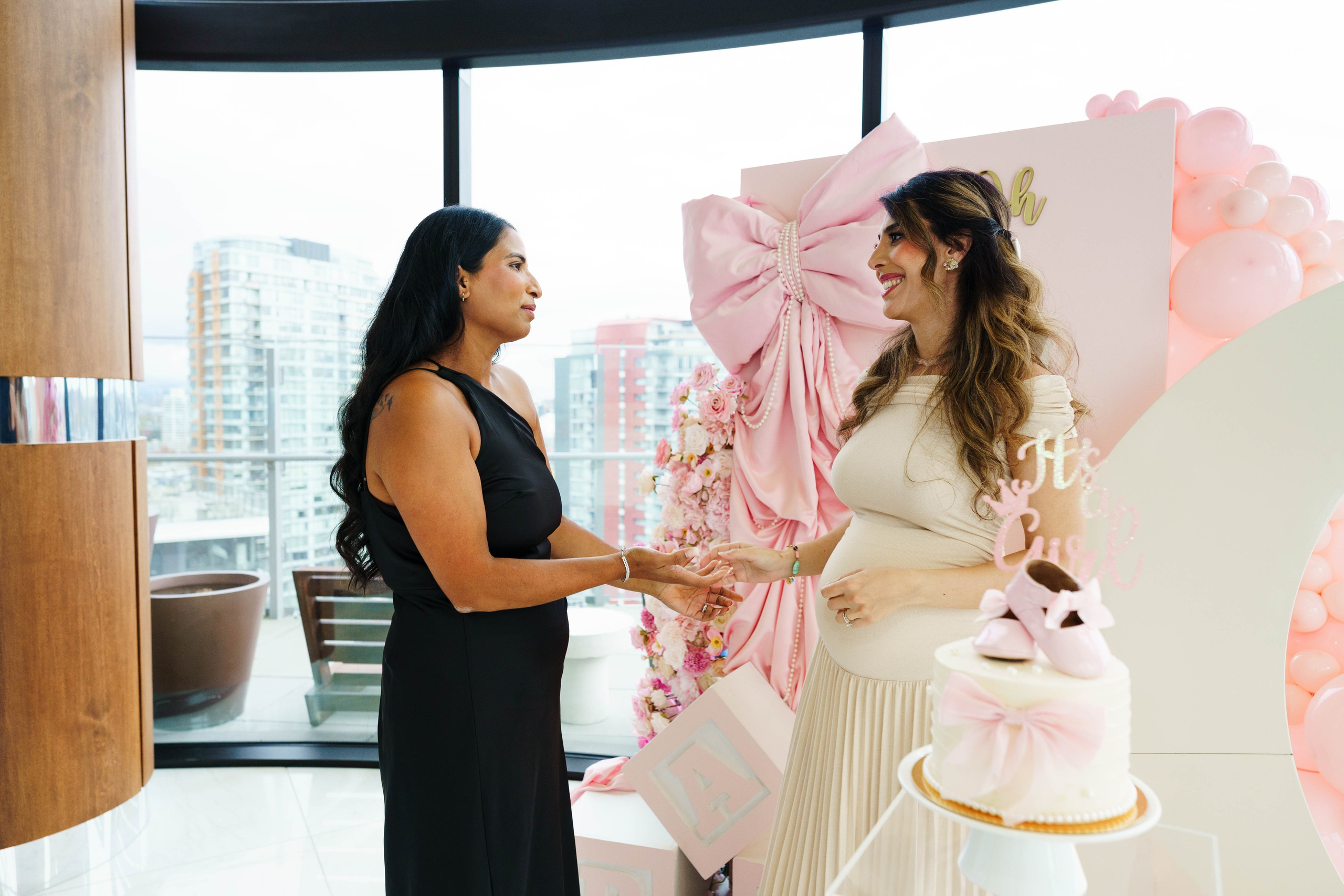 Happy baby shower. Photographer Lana
