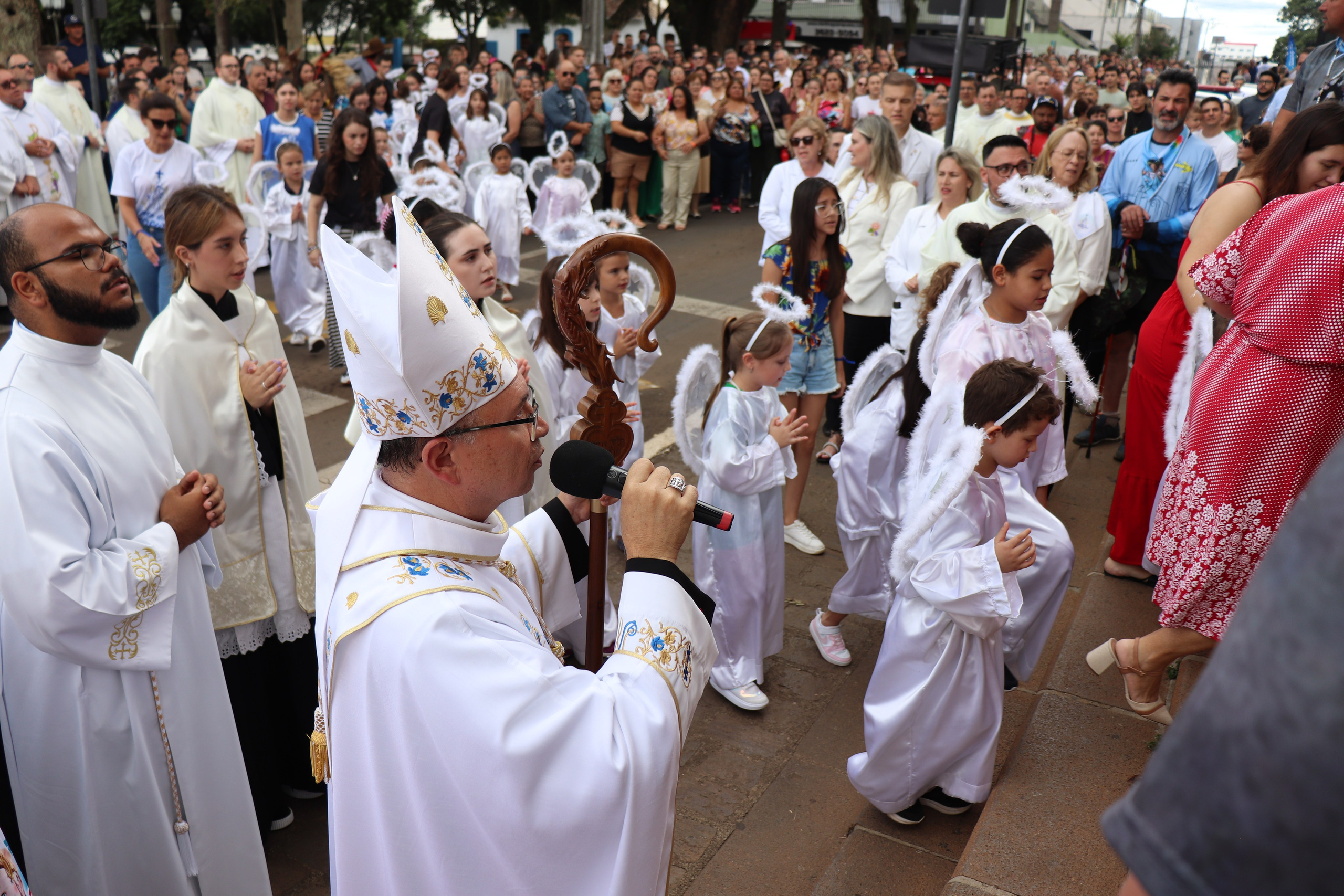 Peregrinação Nossa Senhora de Belém. Fotografia e Filmagem Handa Produções