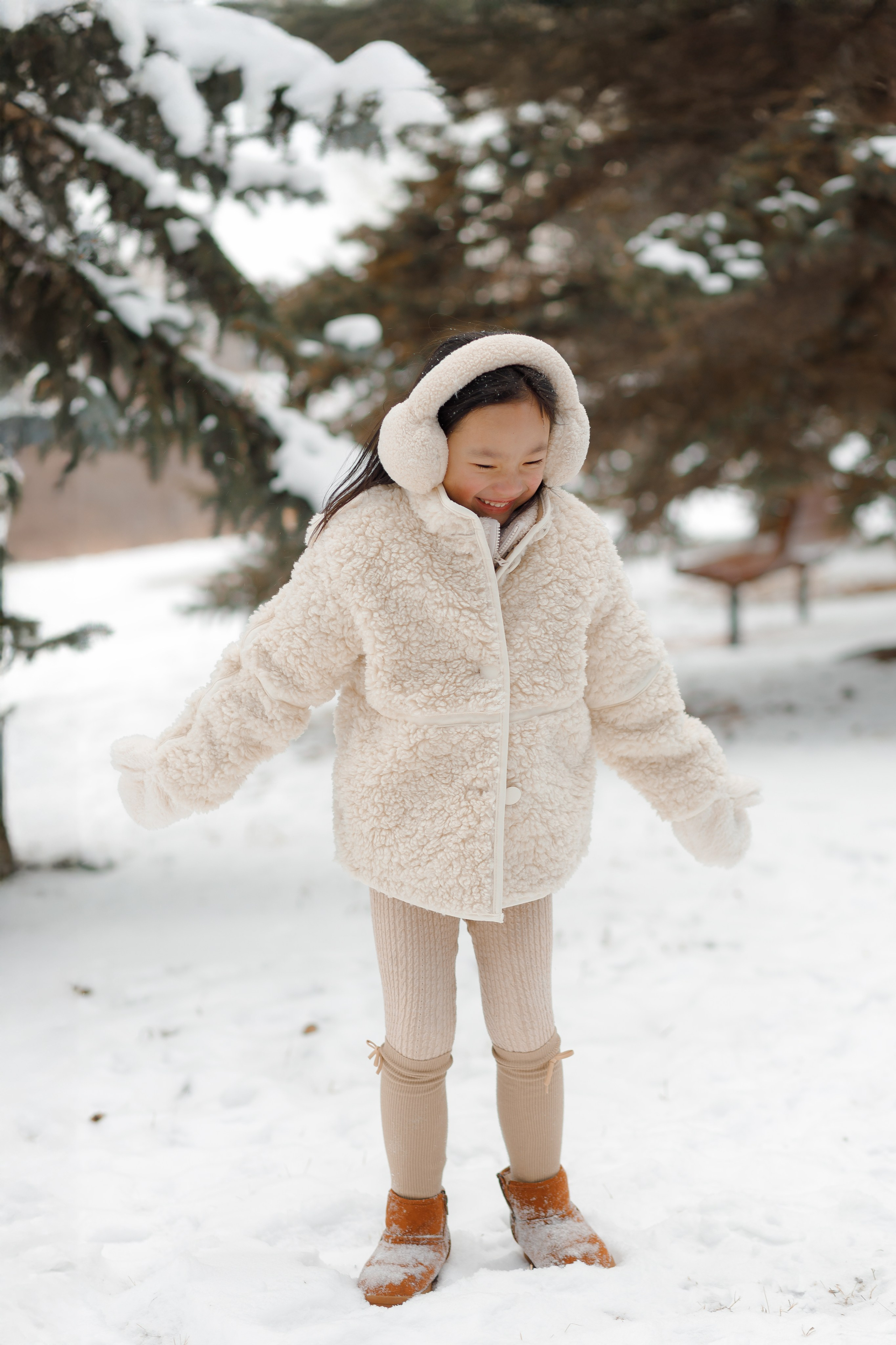 Family winter story. Photographer Elvira Hryshchenko
