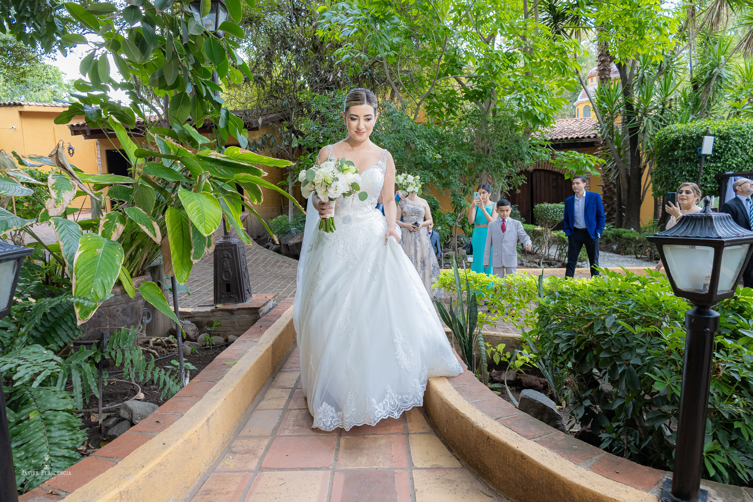 Alondra y Alex. Javier Plascencia Fotografo de Bodas en México