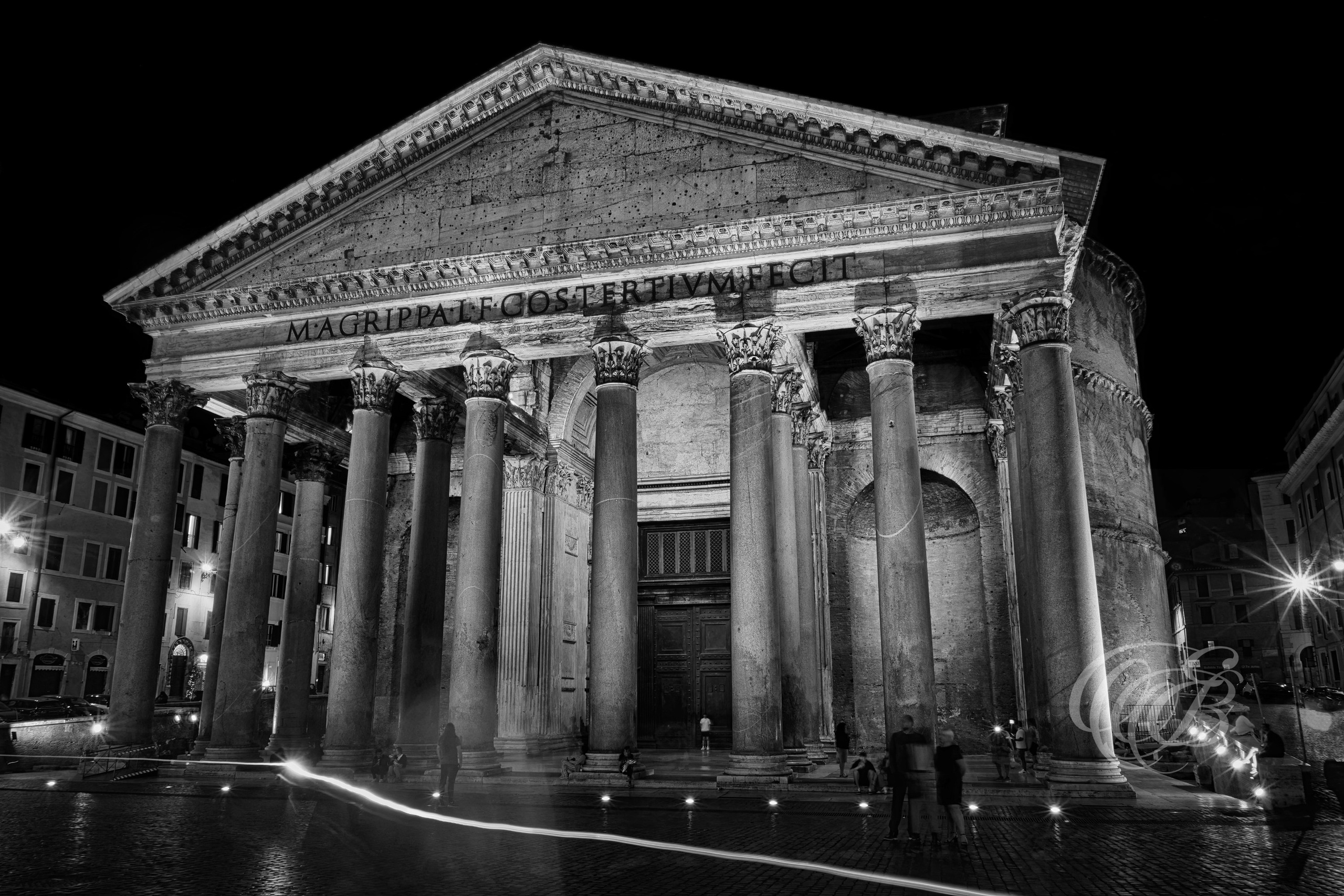 Rome Italy - The Pantheon at Night - Eduardo Bartoli Fine Art Photography - The Pantheon illuminated at night in Rome, Italy – fine art photography by Eduardo Bartoli.
