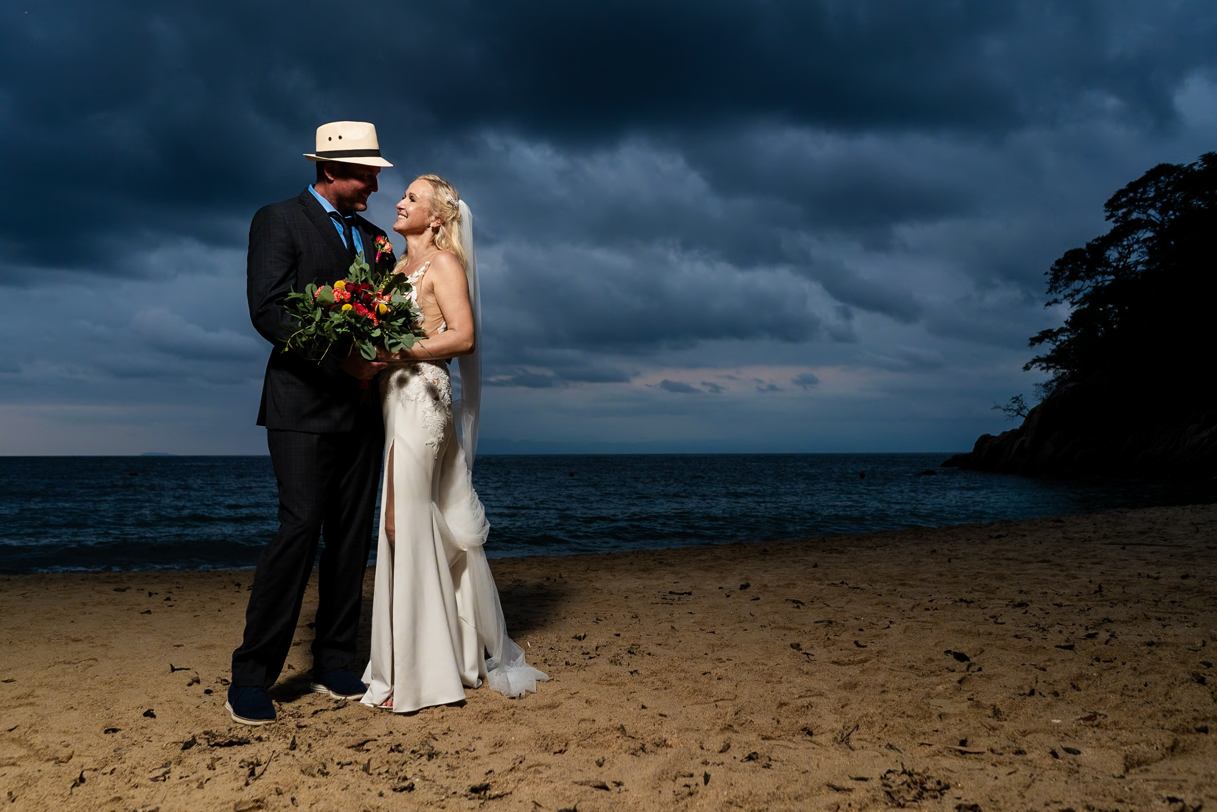 Aggie & Brian. Fotografía de Bodas Profesionales en Puerto Vallarta y Riviera Nayarit