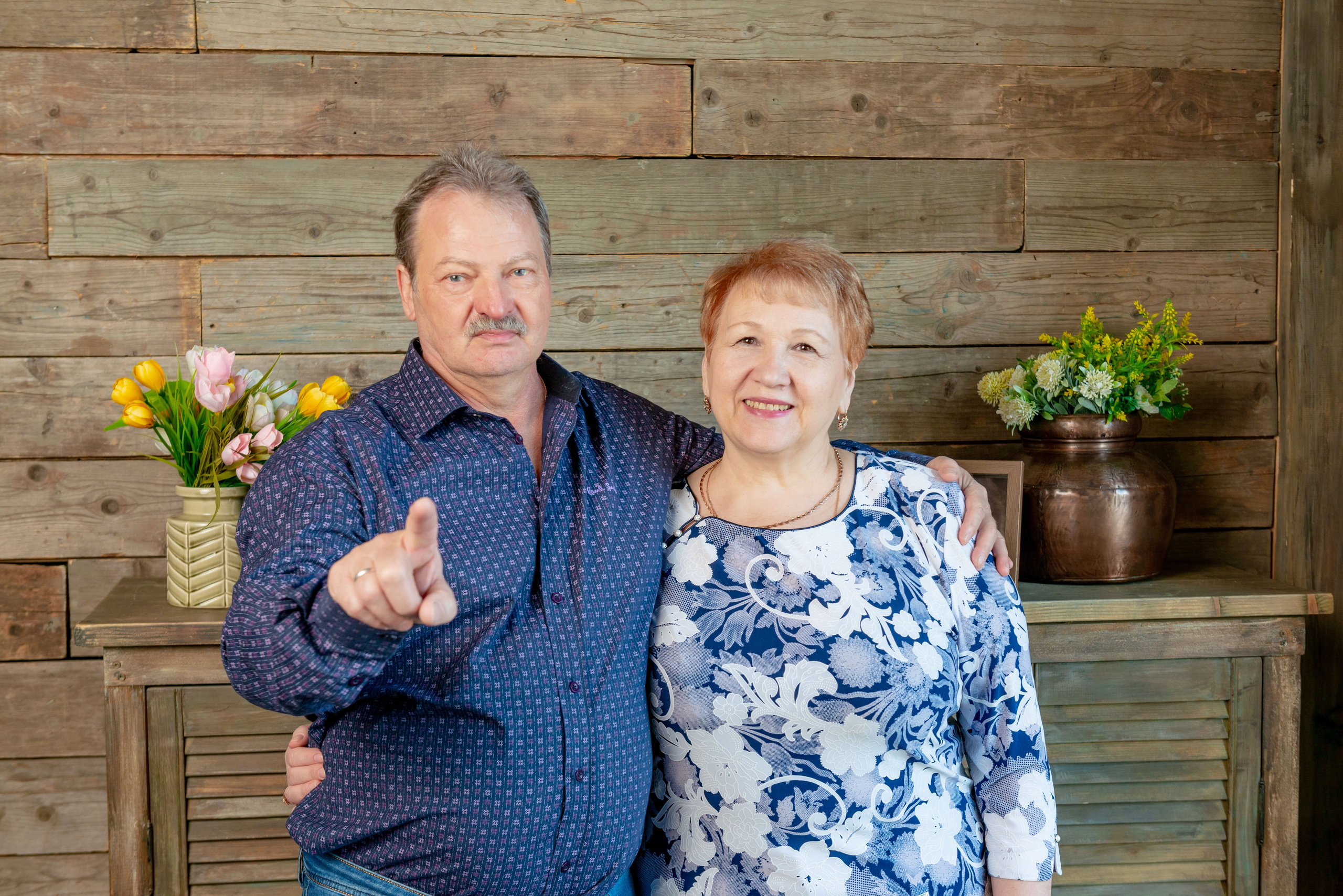 Photosession of a married couple in the studio. PHOTOGRAPHER QUINTANA ROO