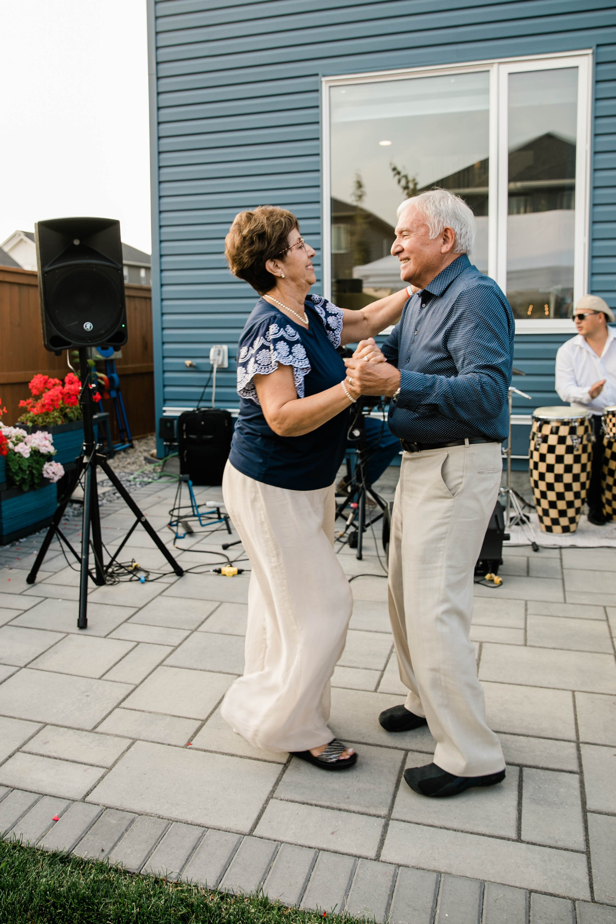 Pamela Backyard Wedding. Ching Li Photography