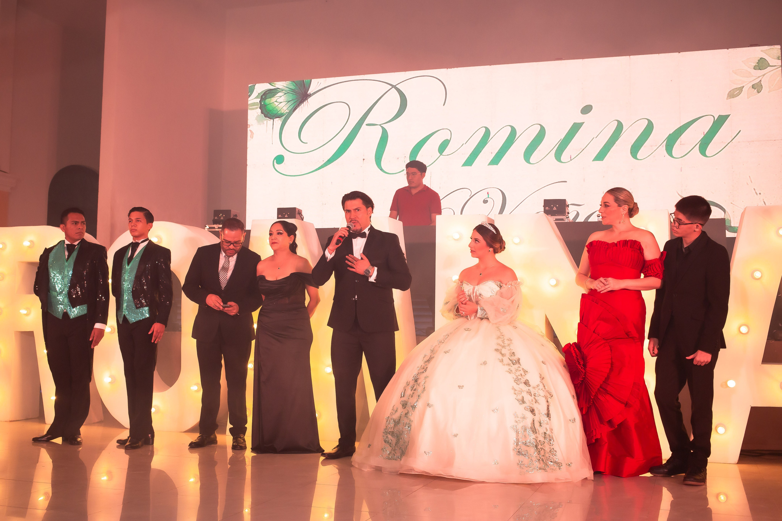 XV AÑOS ROMINA. Simón Enríquez Studio