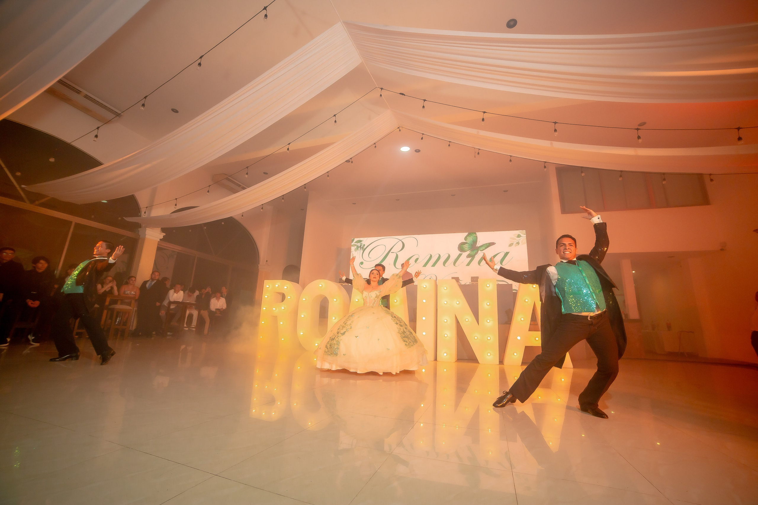 XV AÑOS ROMINA. Simón Enríquez Studio