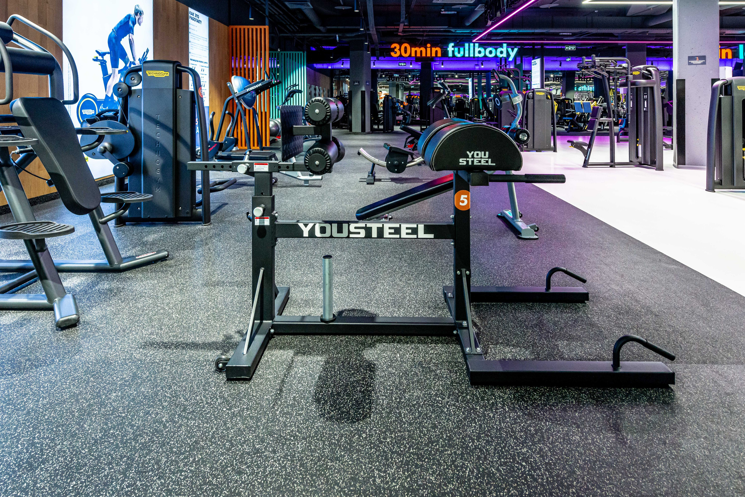 Фитнес-клуб DDX Fitness в Ростокино. ФОТОГРАФ МЕКСИКА КИНТАНА-РОО