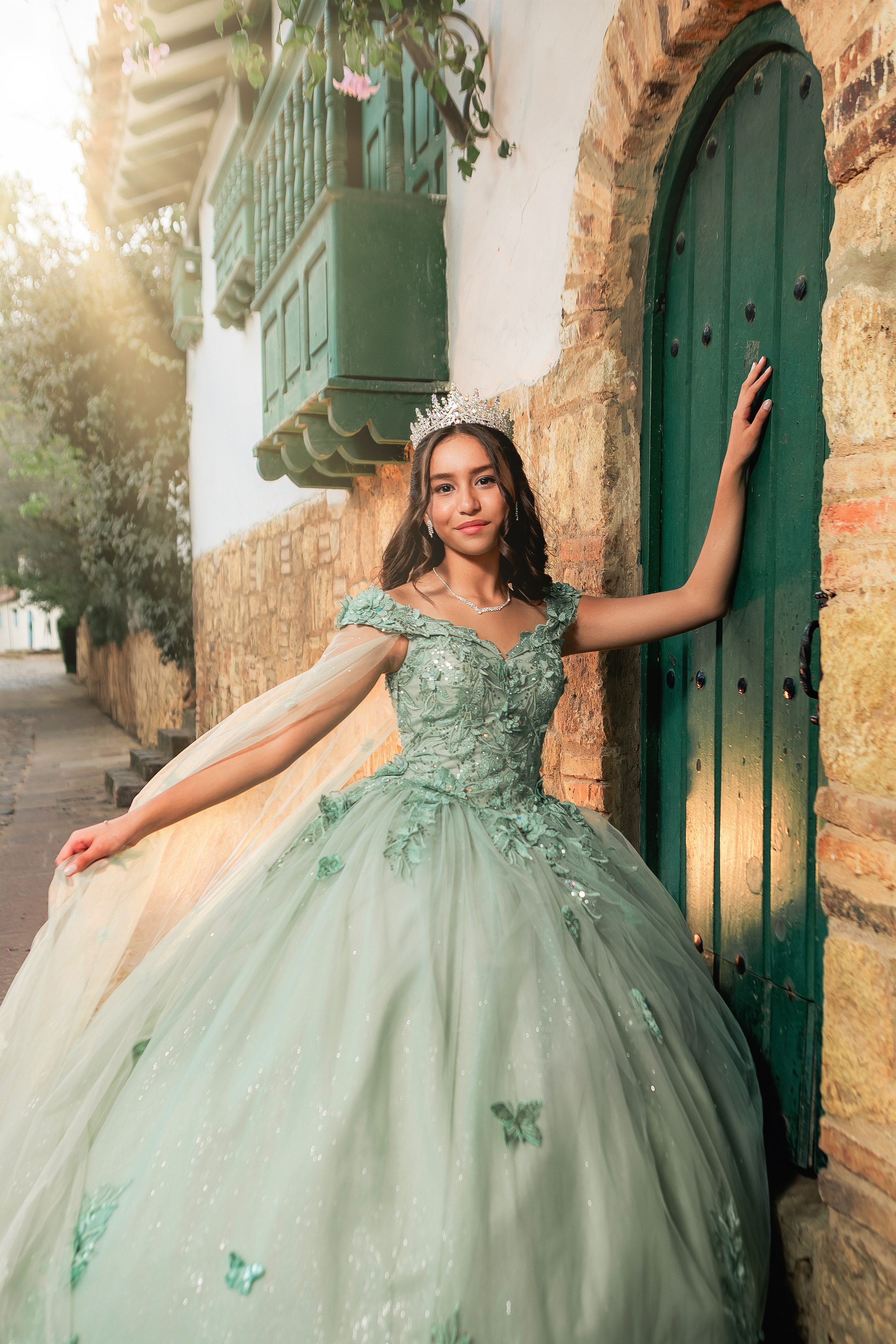 XV LAURA. FOCALMAGIC