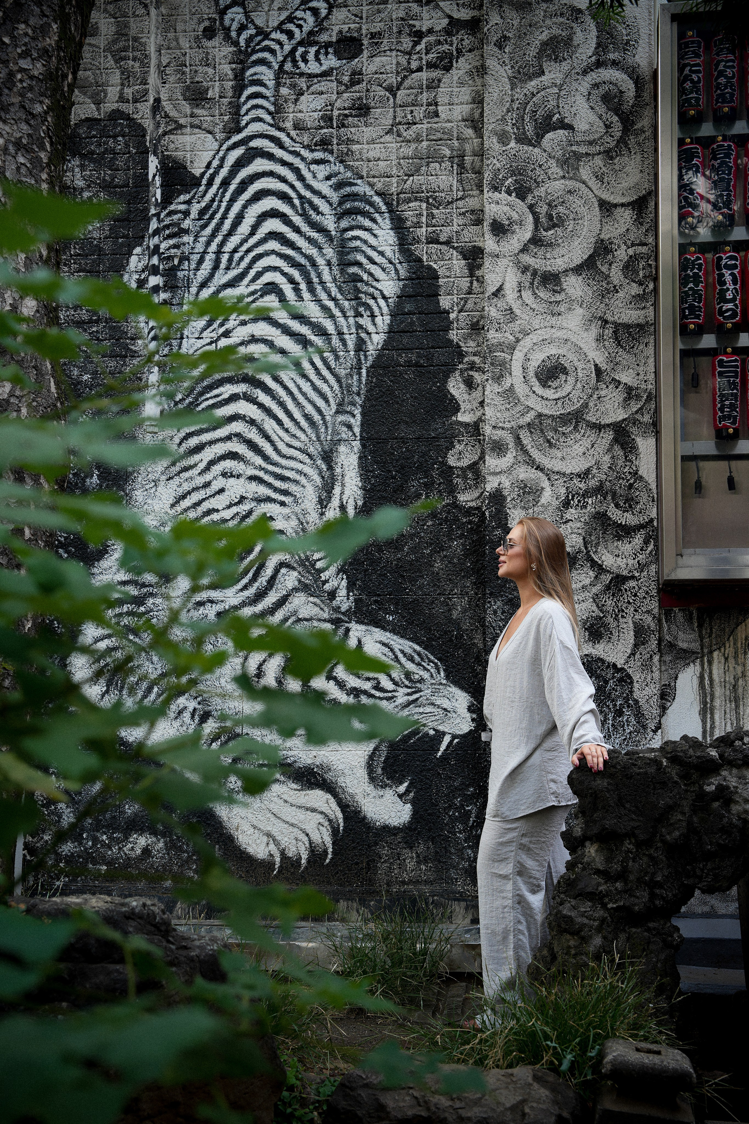 Shinjuku. Фотограф в Токио Япония