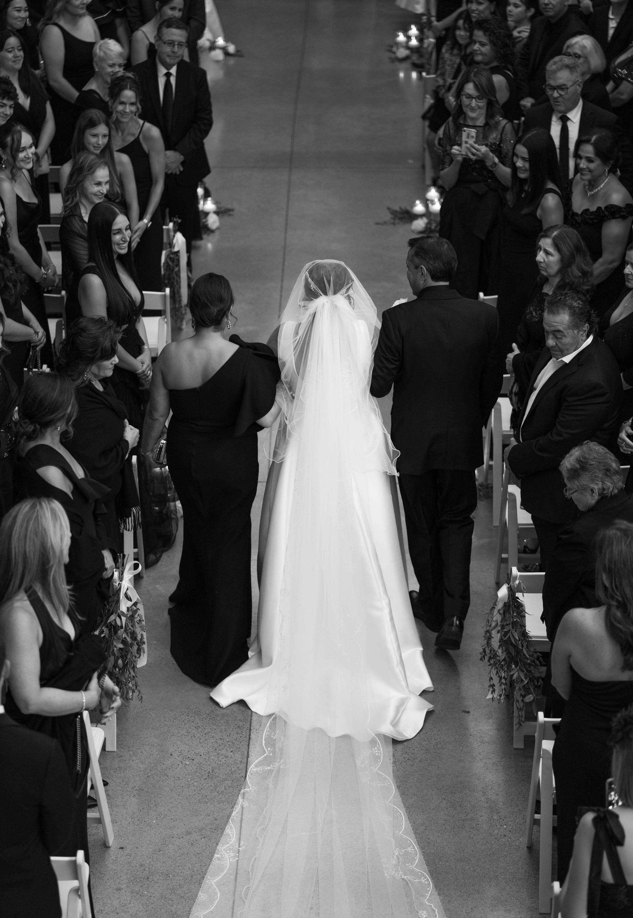 Weddings. Photographer & Videographer Niagara | Toronto