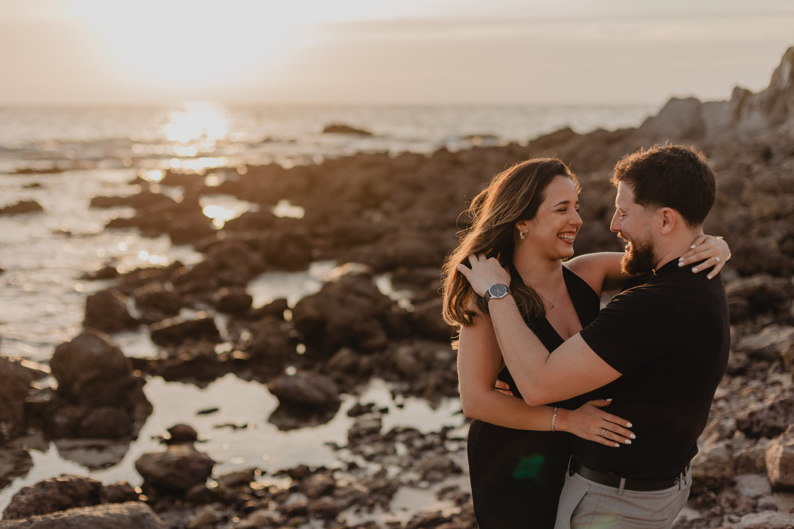An Engagement at Four Seasons Punta Mita: Love by the Pacific. Fotógrafo de Bodas en Puerto Vallarta y Riviera Nayarit | VL photo & film