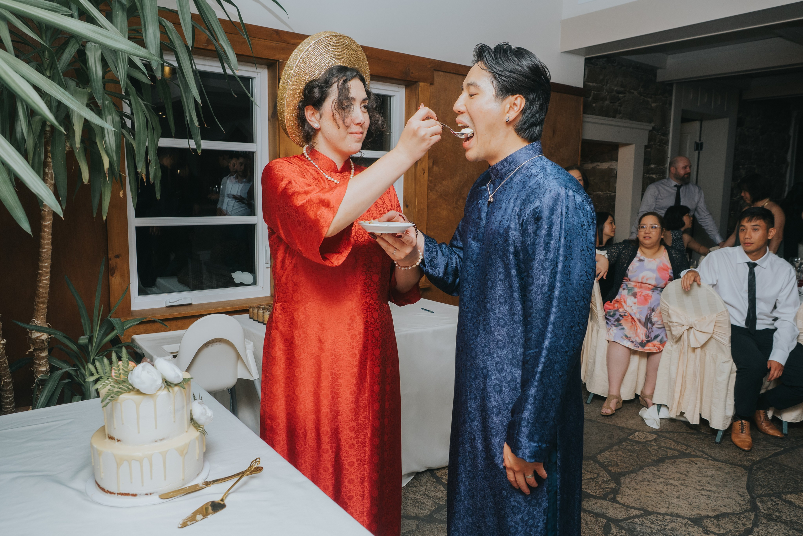 Camille & Dinh. Wedding and Family Photography Montreal Muriel Oe Photo