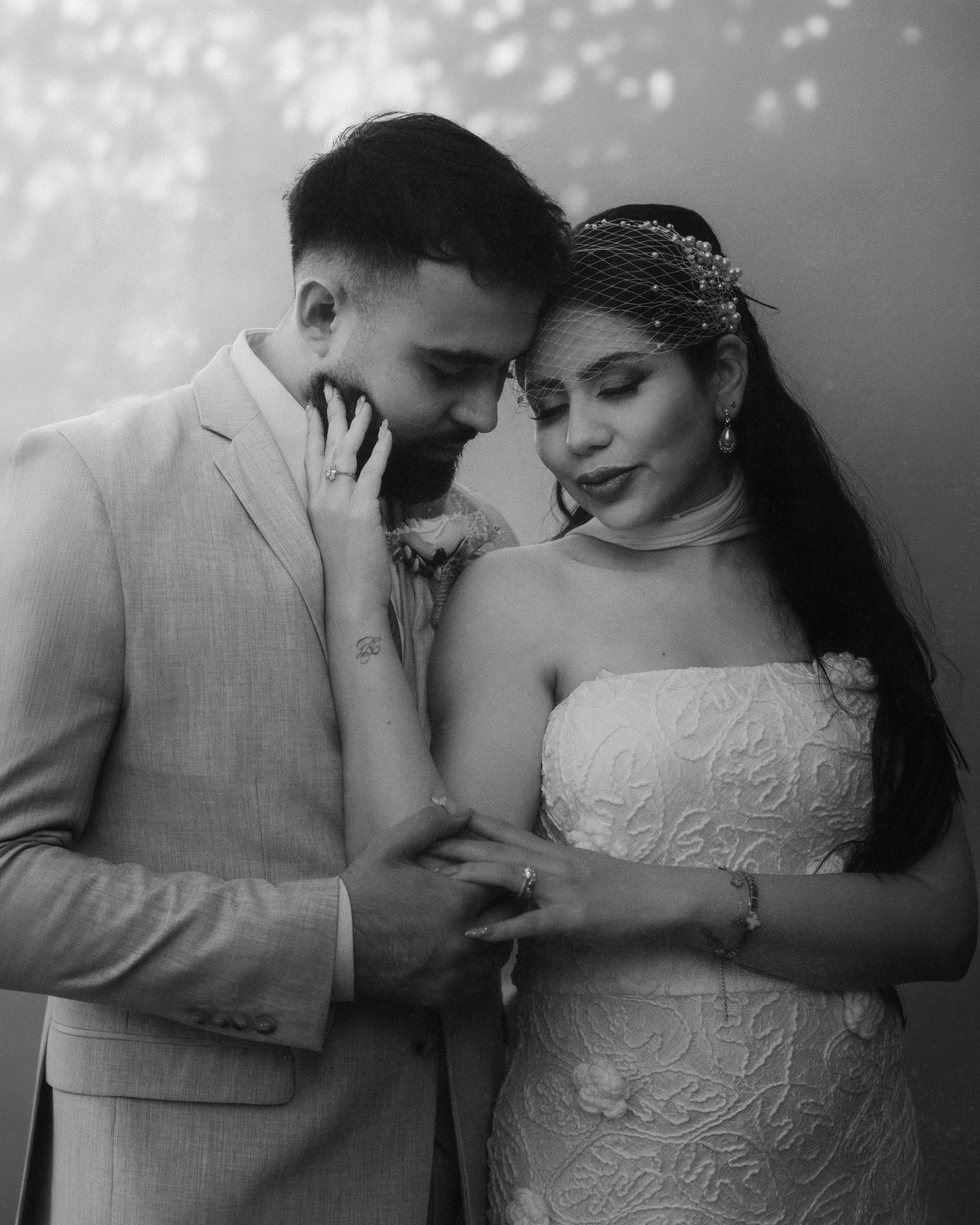Giovanna & Alejandro. TWO MILLIMETERS