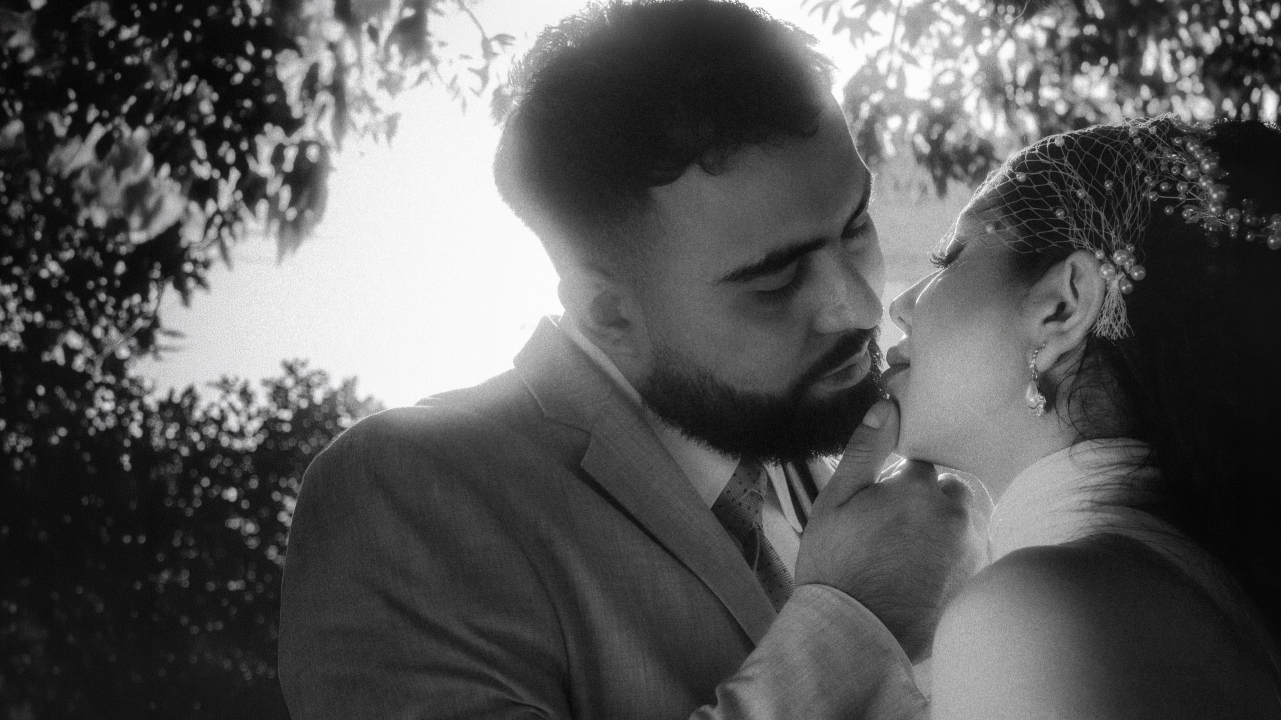 Giovanna & Alejandro. TWO MILLIMETERS