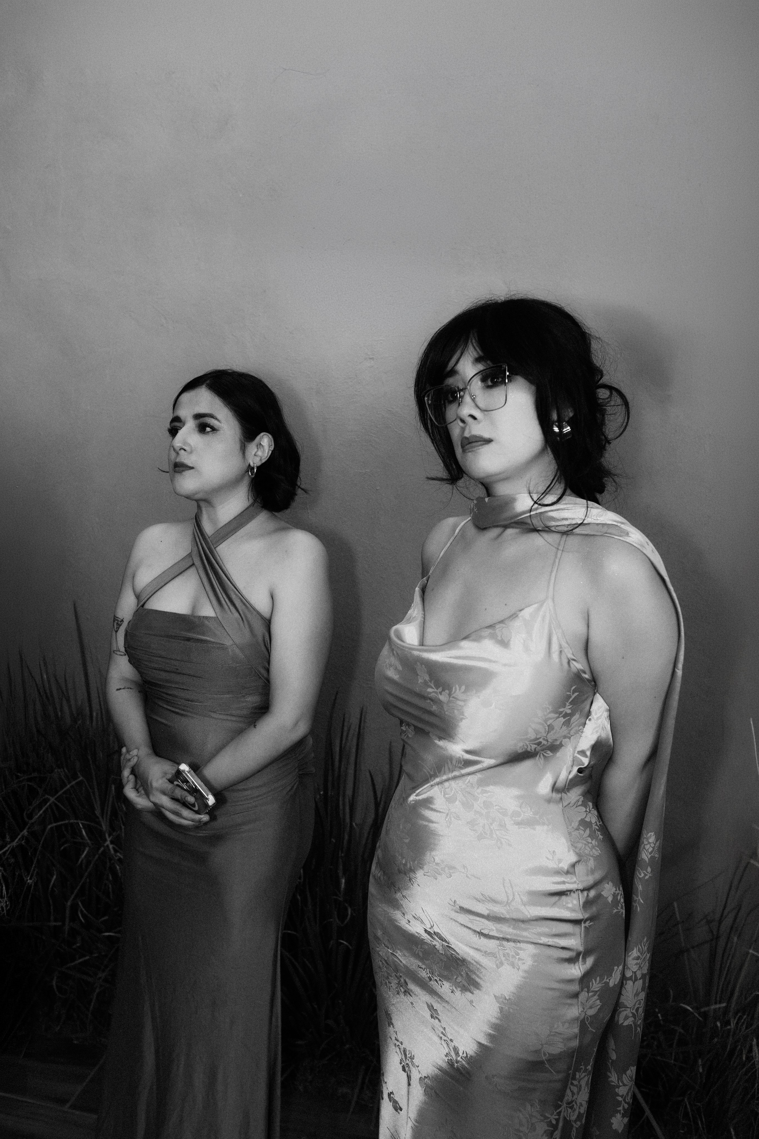 Giovanna & Alejandro. TWO MILLIMETERS