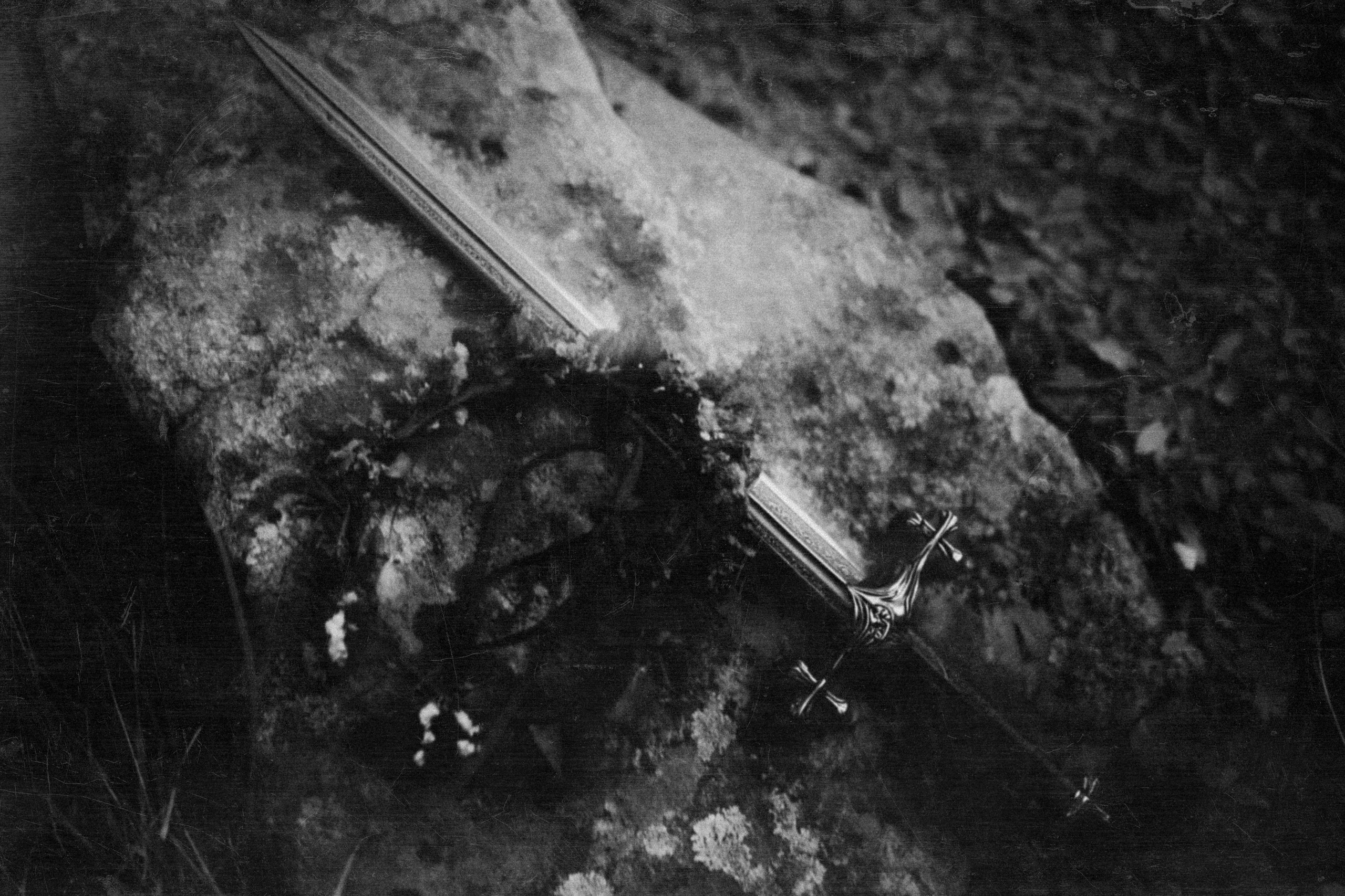 VESTIGIOS — PRÓLOGO - Bibiana. TWO MILLIMETERS