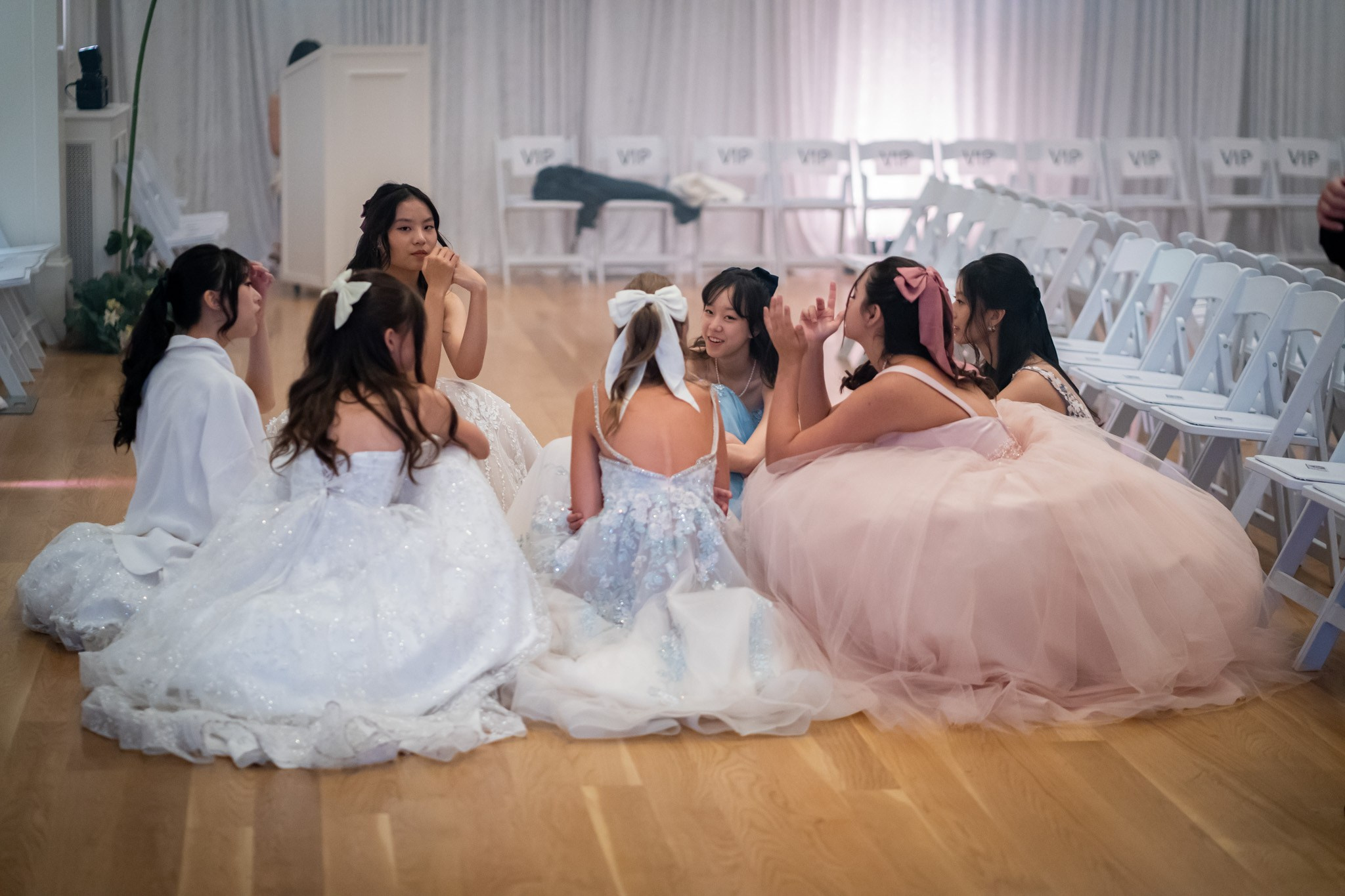 The blooms BTS. Vancouver Kids Photographer