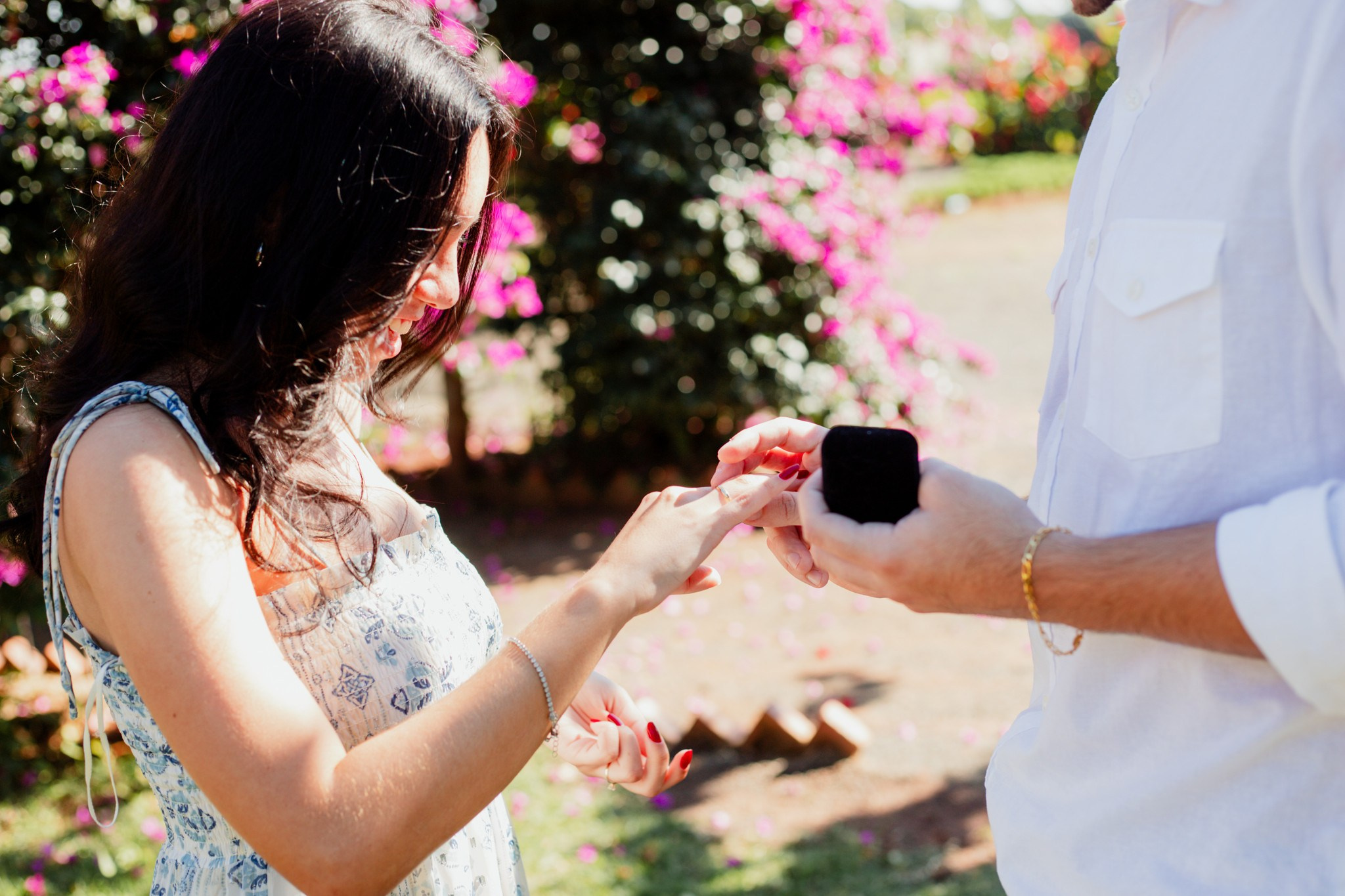 Pedido de Casamento e Pré-Wedding em Holambra | Joyce Maria Fotografia. Joyce Maria Fotografia | Fotógrafa em Holambra
