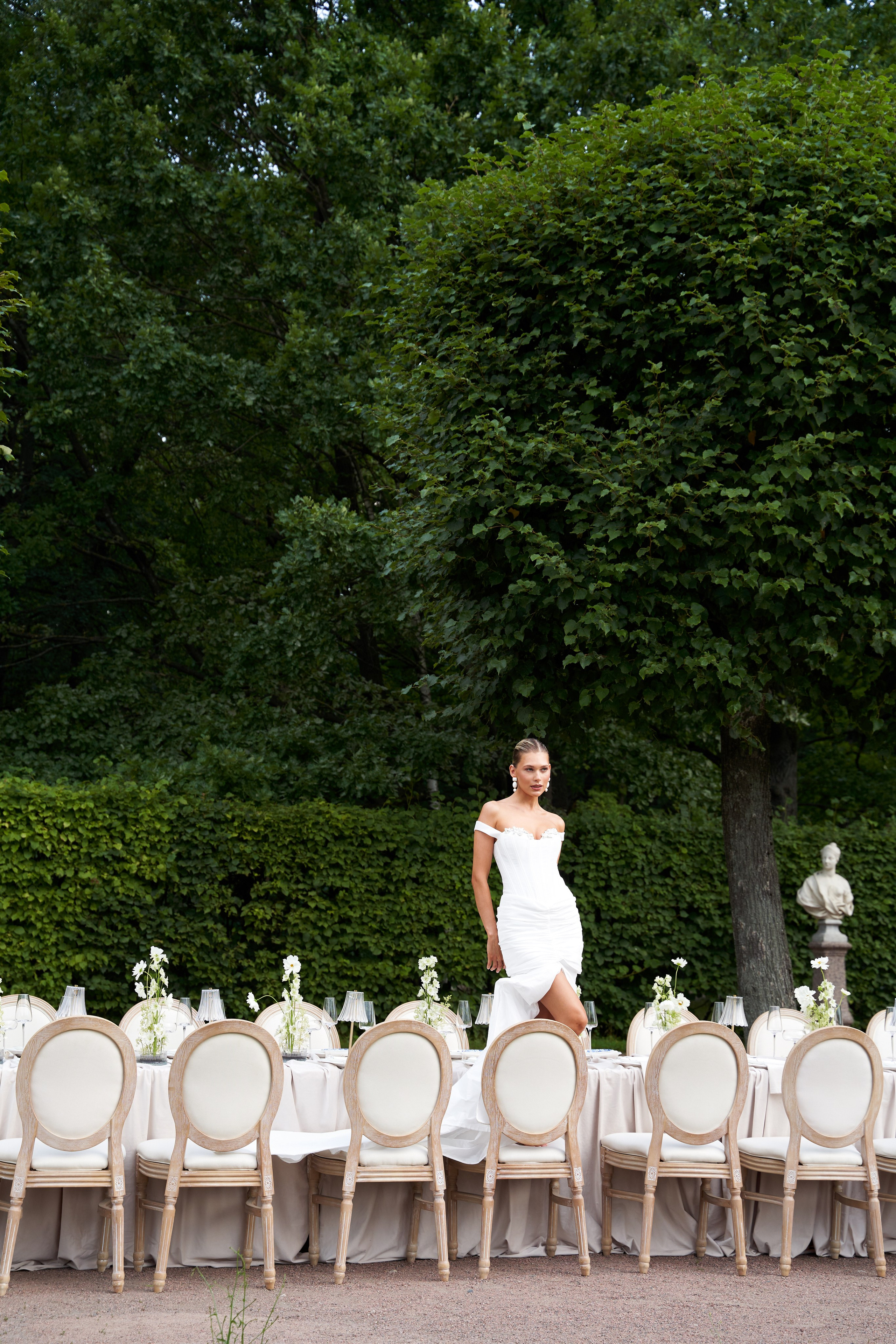 Destination wedding photoshoot by a Cancun photographer 