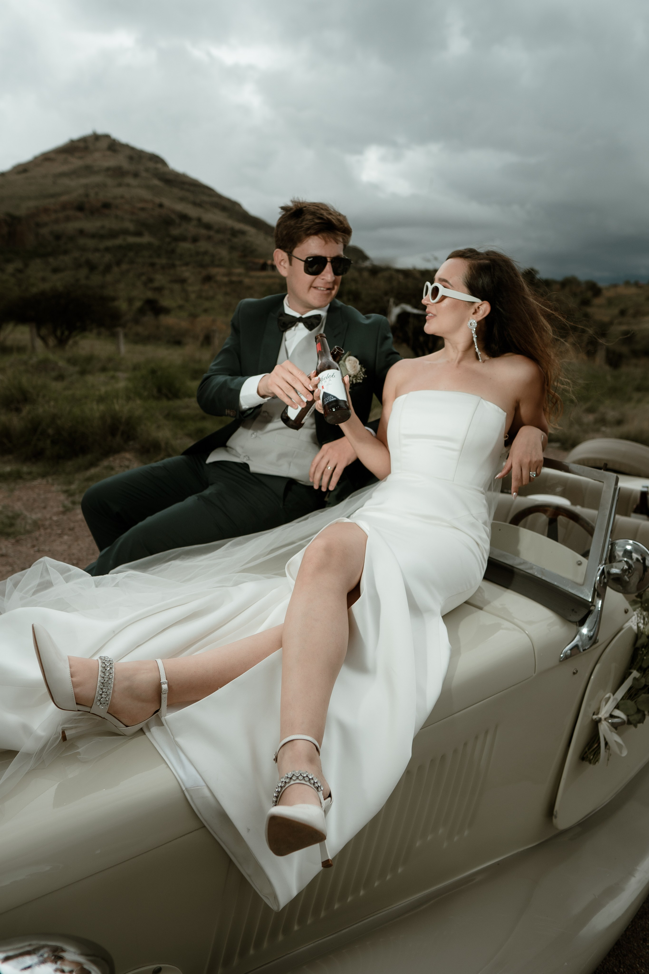 Jorge y Liliana. TWO MILLIMETERS
